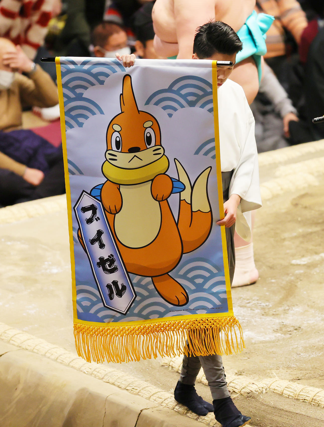 うみイタチポケモン「ブイゼル」の懸賞旗（撮影・野上伸悟）