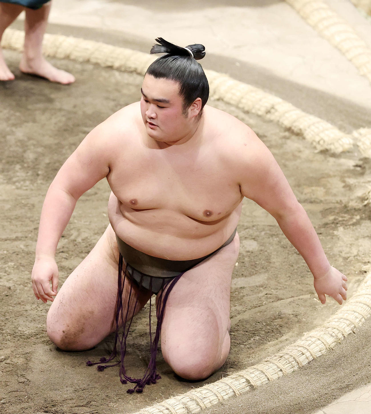川村を送り倒しで破った朝阪神（撮影・鈴木正人）