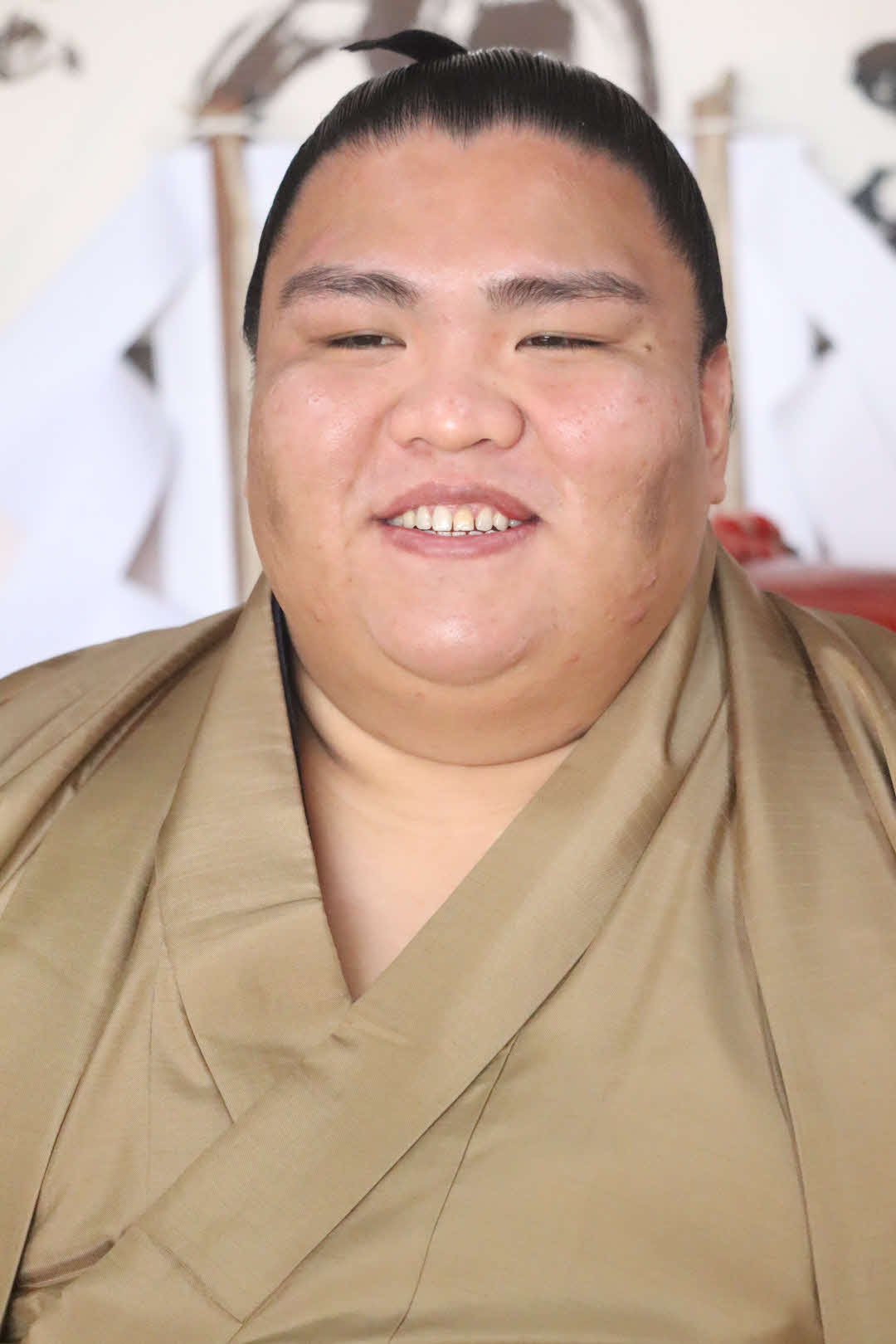 3度目の優勝から一夜明けてオンライン形式の会見に臨む御嶽海（日本相撲協会提供）