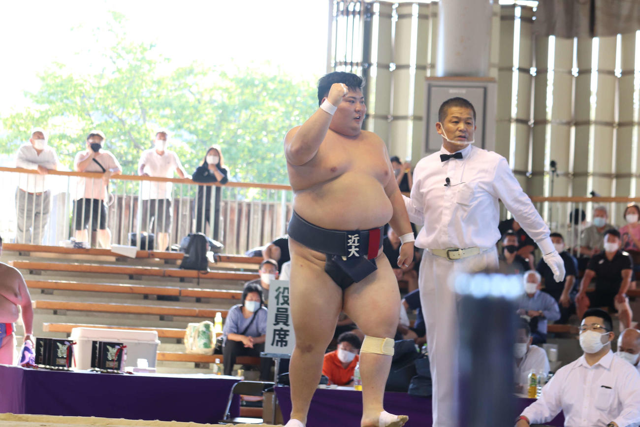 第47回全国学生相撲個人体重別選手権大会の135キロ以上級で優勝を果たした近大・山崎勝磨（撮影・波部俊之介）＝2022年9月25日、大阪・堺市内