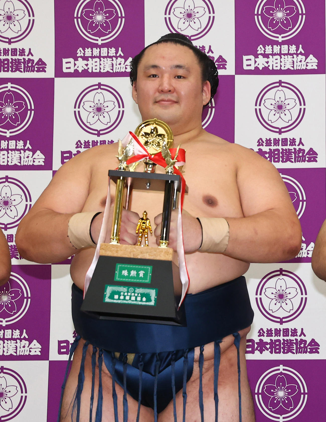 殊勲賞を受賞した玉鷲（代表撮影）
