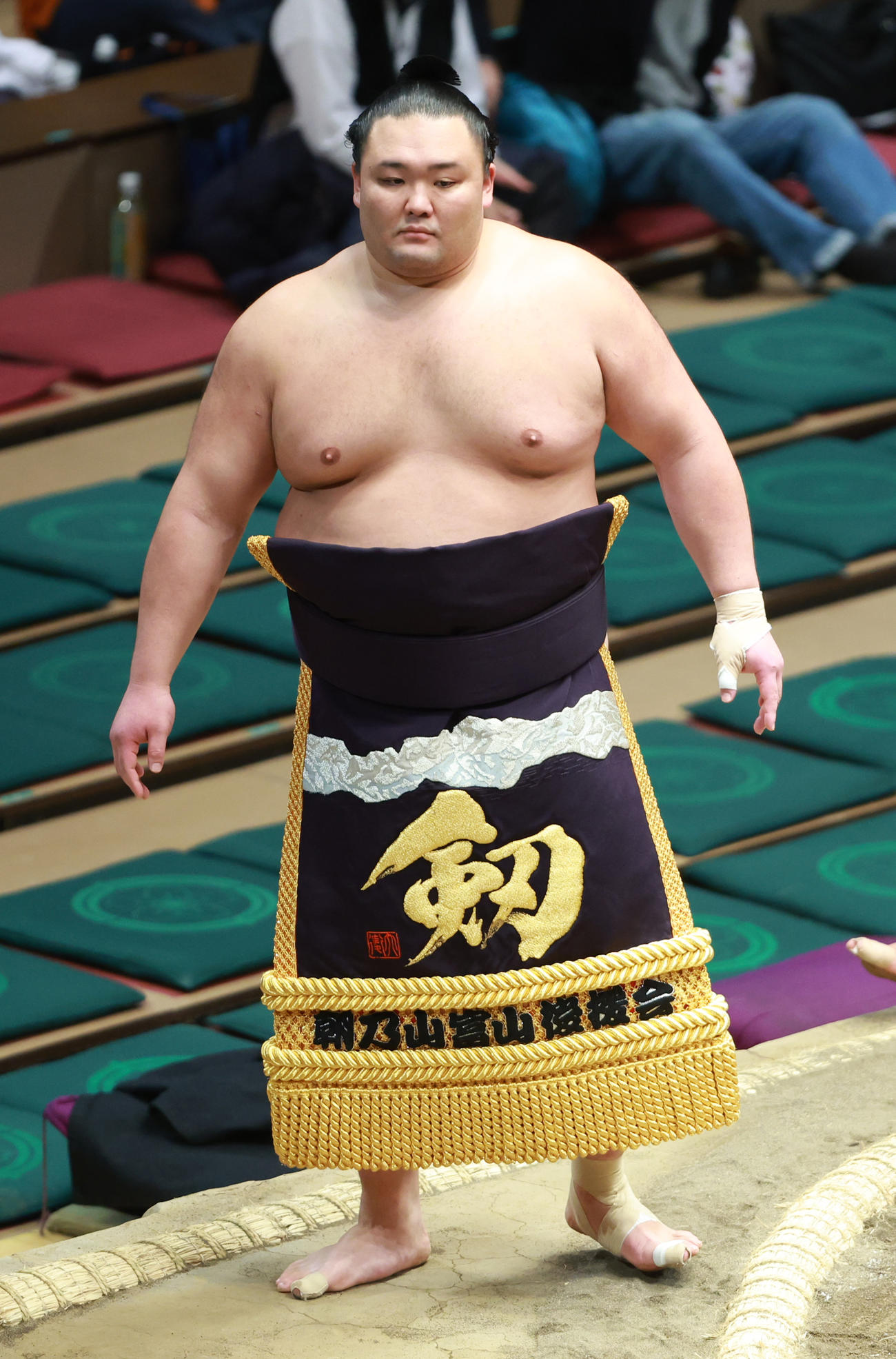 土俵入りする朝乃山（2023年1月12日撮影）