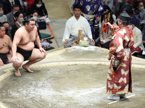 豊昇龍が休場のため、霧馬山の不戦勝（撮影・河田真司）