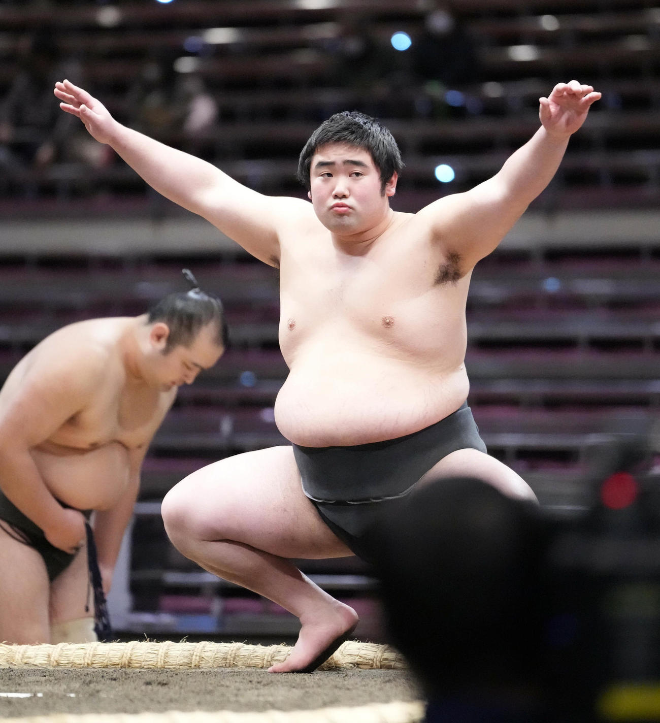 序ノ口の優勝決定戦に進んだ岡野（撮影・小沢裕）