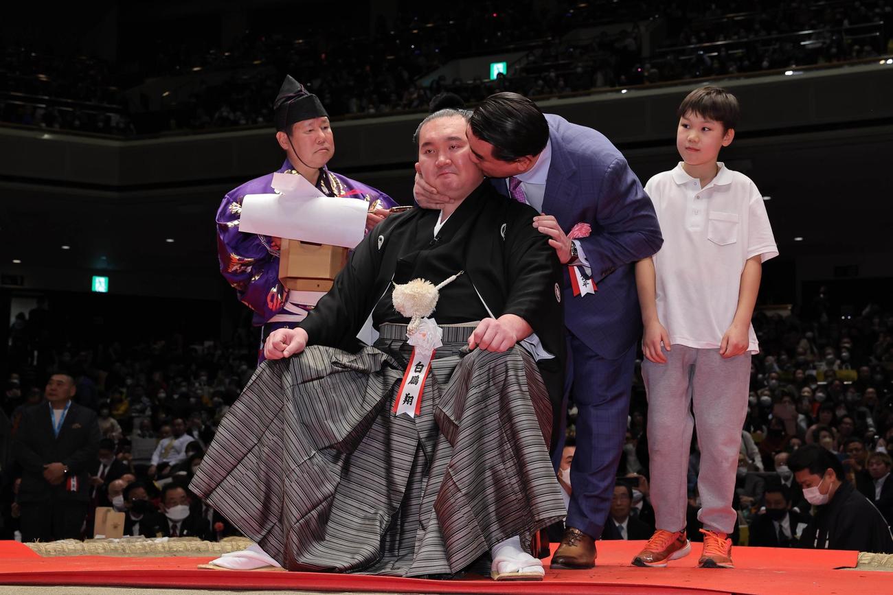 （代表撮影）