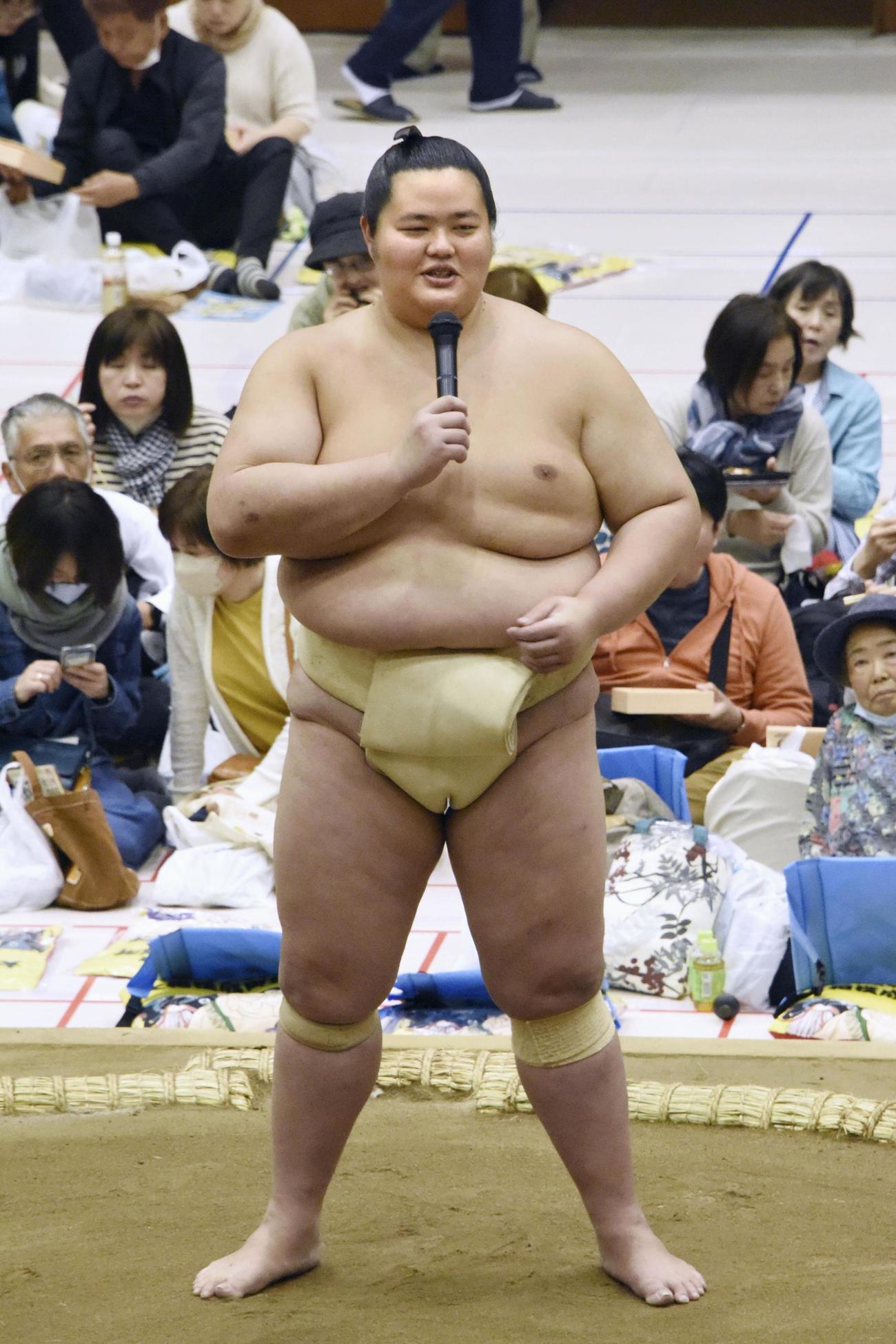 大相撲の春巡業に参加した琴ノ若（共同）
