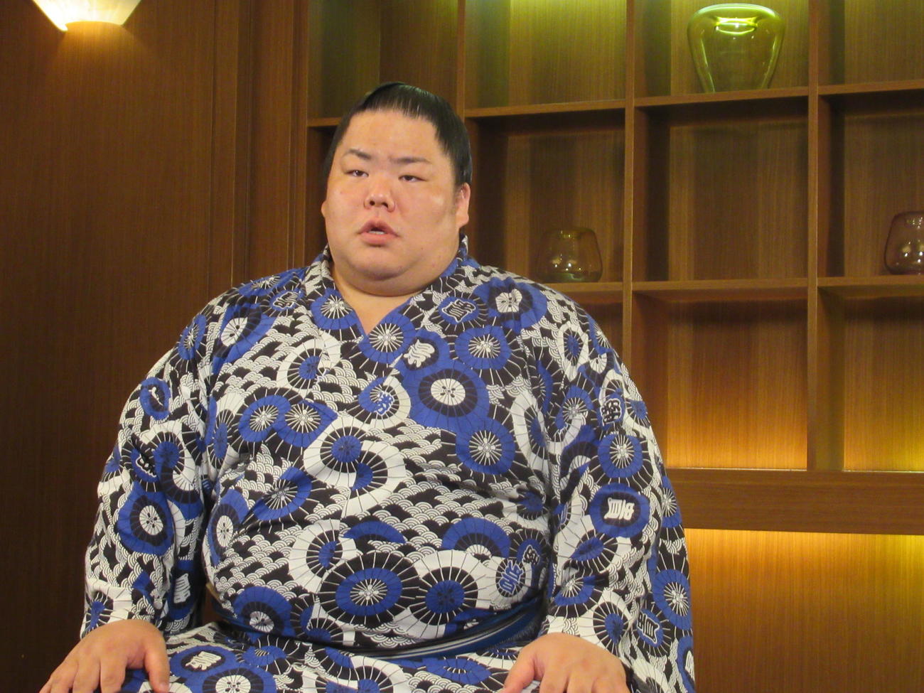 大関とりに向けた会見に臨んだ関脇大栄翔