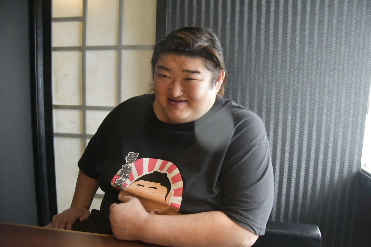 自身の大関とりの経験を振り返る元大関琴光喜の田宮啓司さん（撮影・平山連）