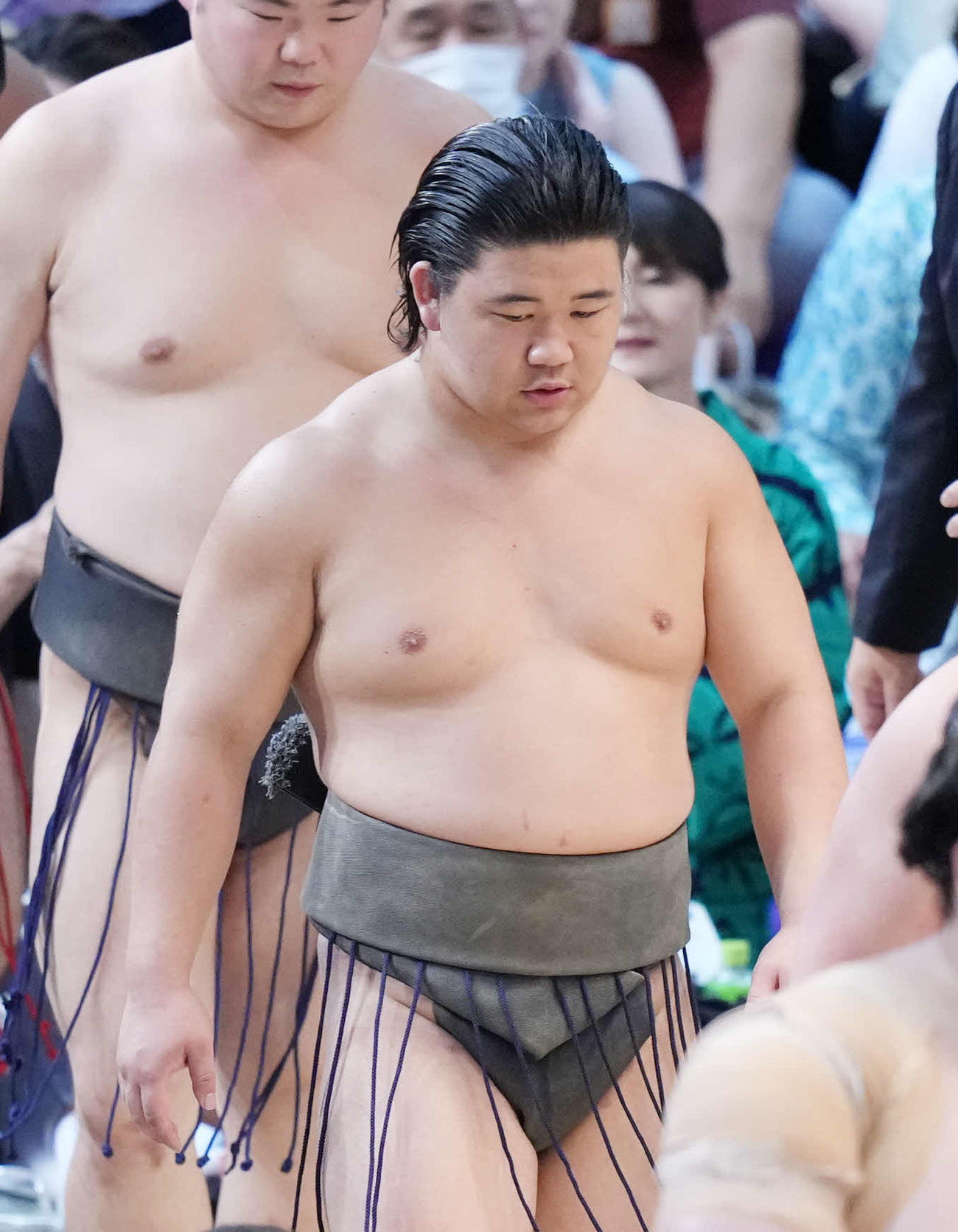 若碇は三段目優勝を決める（撮影・小沢裕）