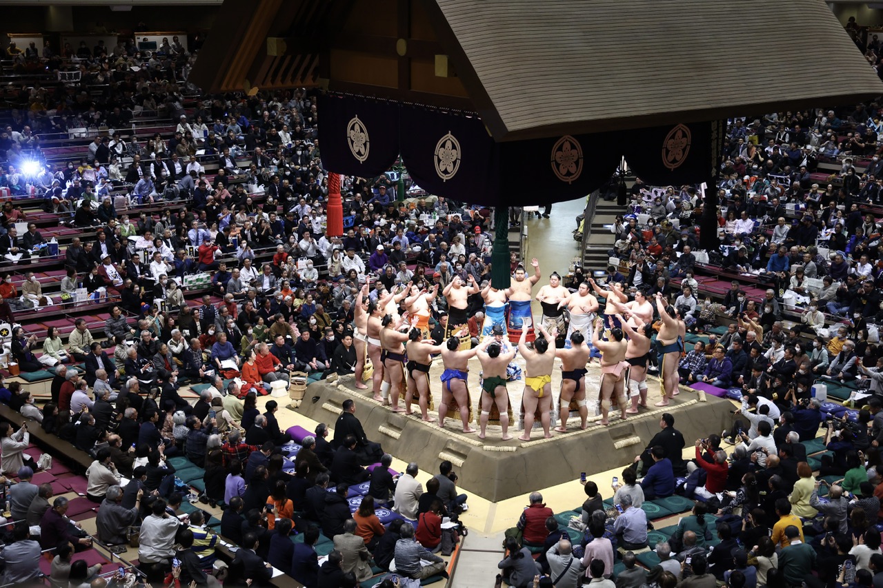 大相撲初場所2日目の幕内土俵入り（撮影・河田真司）