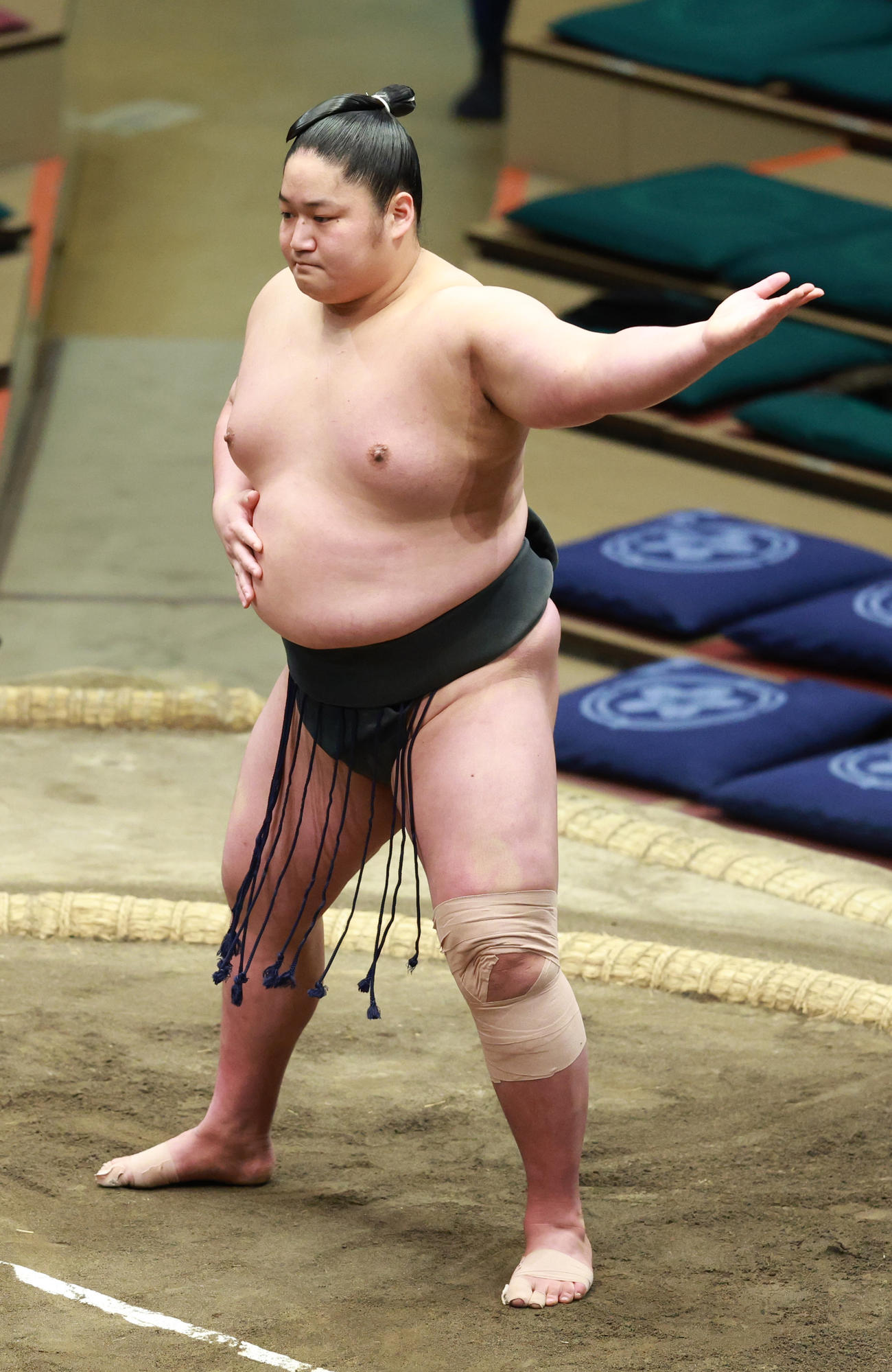 三段目優勝の藤青雲（撮影・中島郁夫）