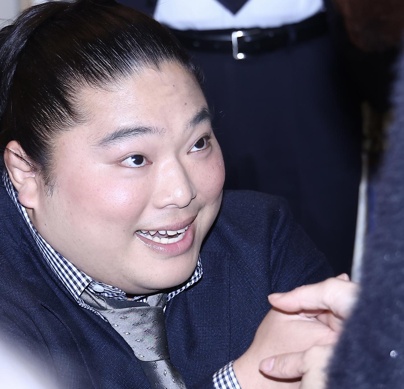 能登半島地震の募金支援を募る富栄ドラム（撮影・河田真司）