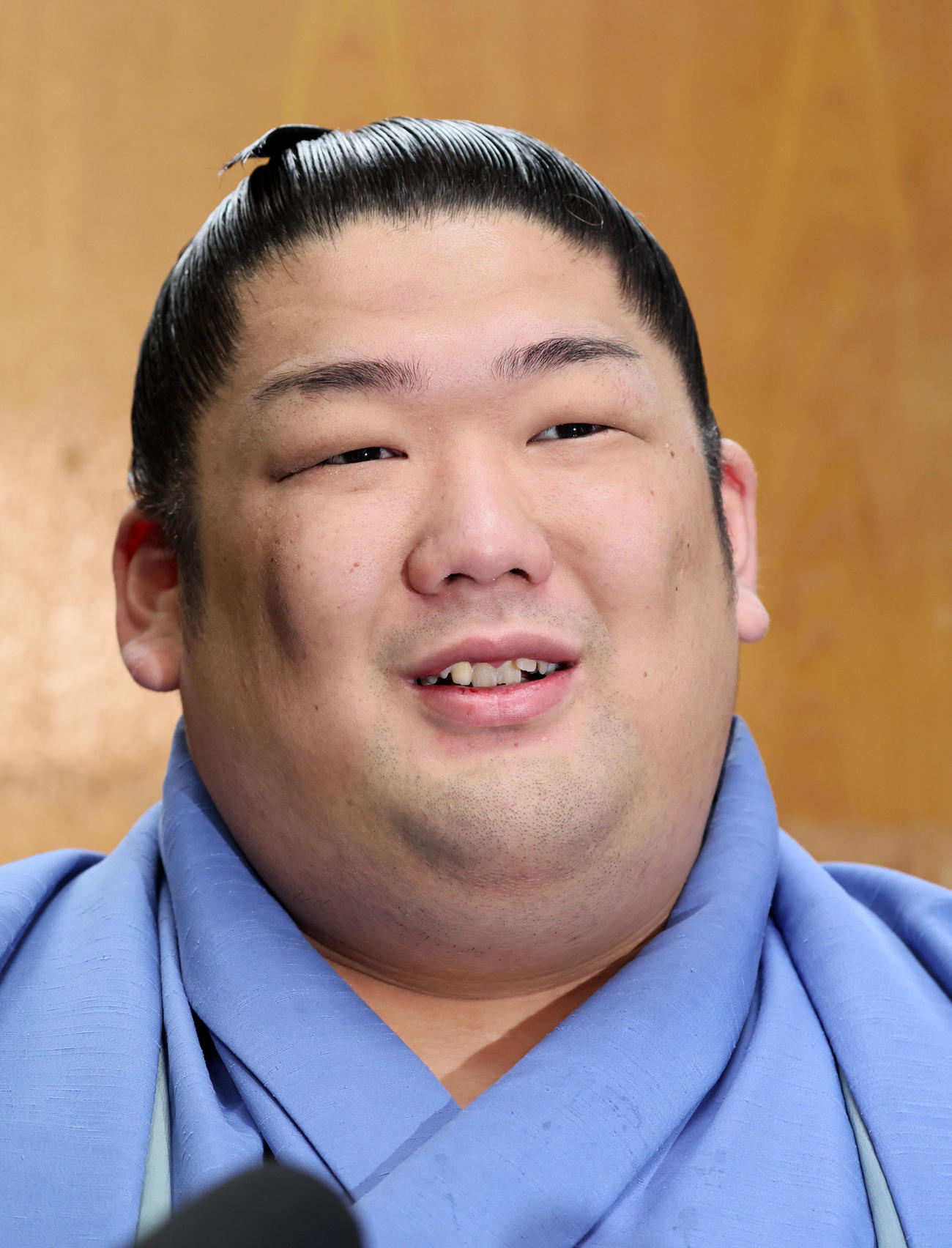 番付発表会見で笑顔を見せる尊富士（撮影・加藤哉）