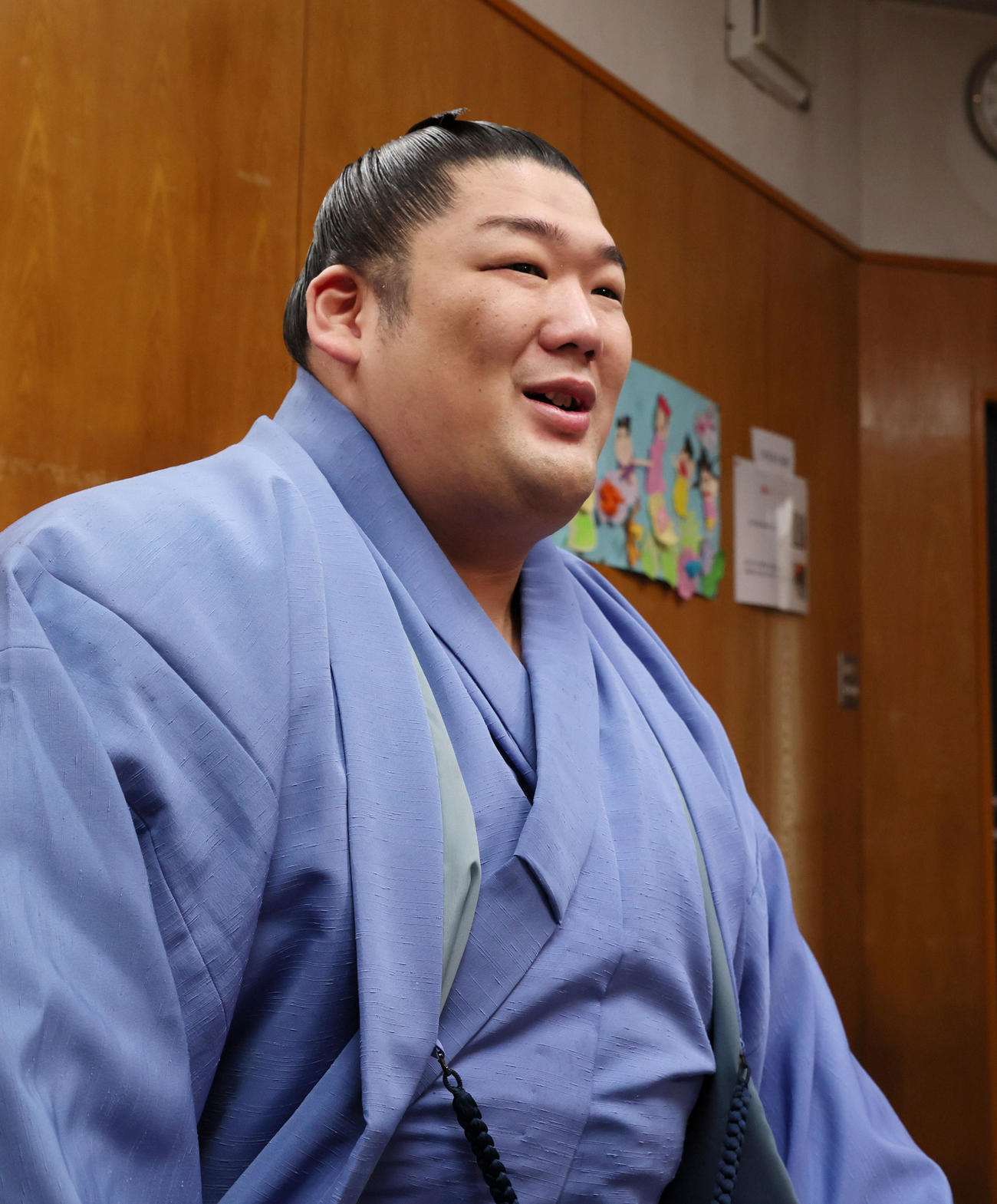 春場所へ向け笑顔で抱負を語る尊富士（撮影・加藤哉）