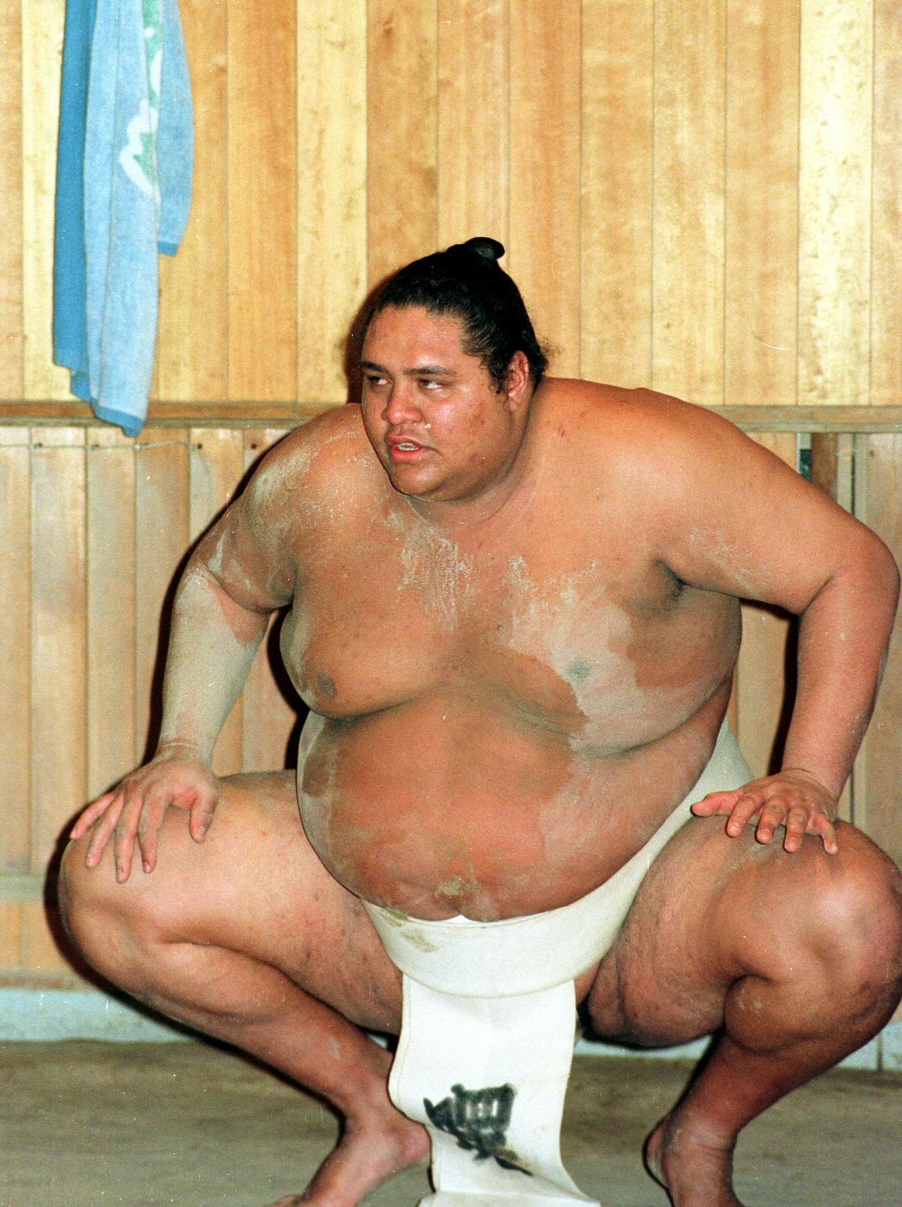大相撲元横綱の曙太郎さん