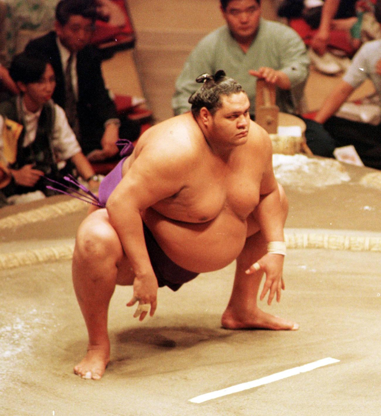 大相撲元横綱の曙太郎さん