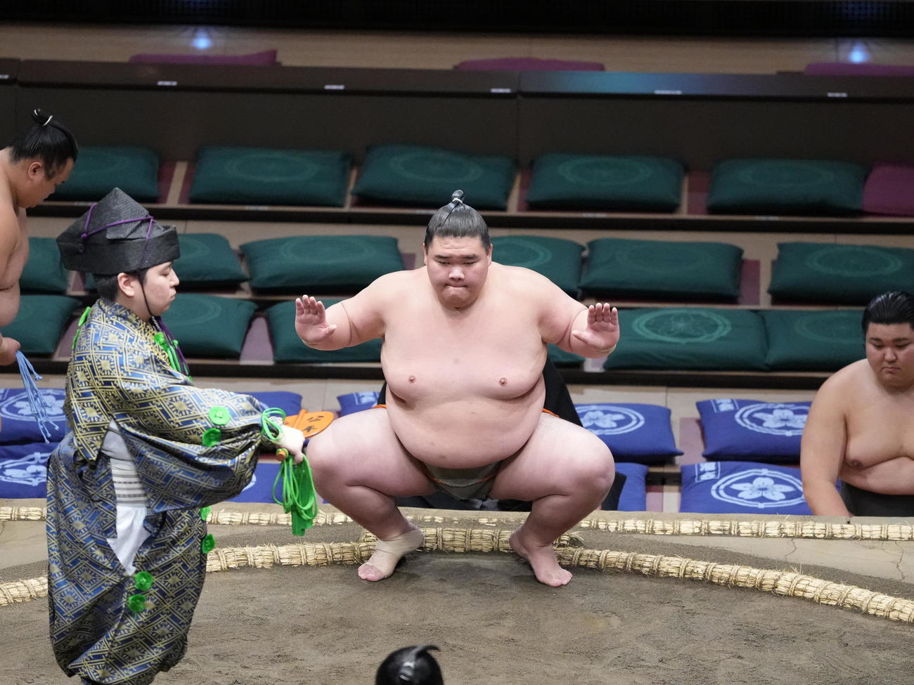 大相撲夏場所5日目、所作を披露する翔大夢（撮影・小沢裕）