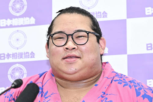 生田目が十両昇進、改名はなし「変えないで行こうと」ヤンチャだった子どもの頃…母へ感謝の思い - 大相撲 : 日刊スポーツ