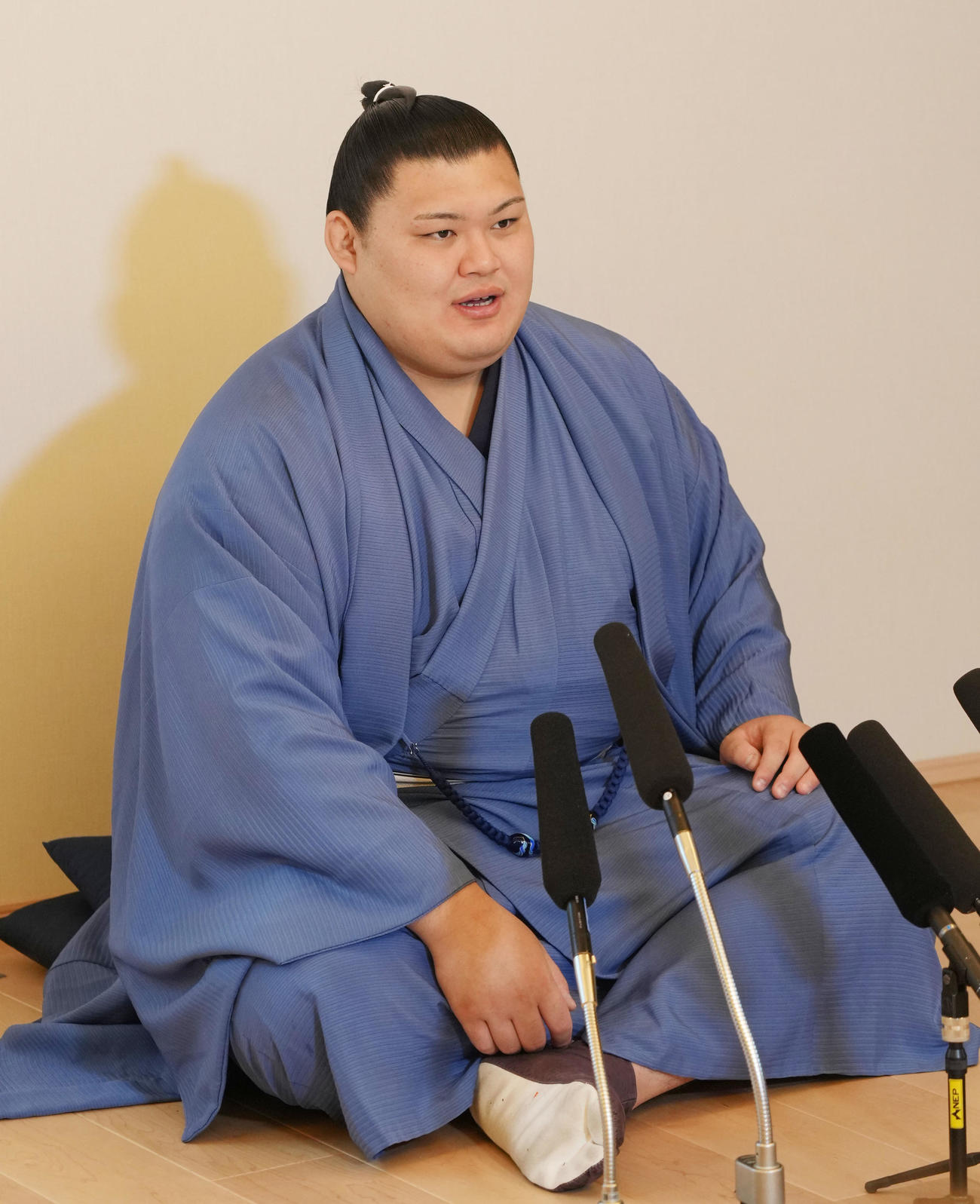 番付発表会見に応じる大の里（撮影・森本幸一）