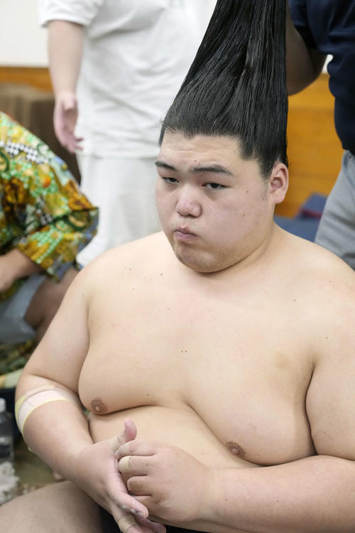 王鵬、祖父の大横綱大鵬“定位置”結びの一番で2日連続大関撃破