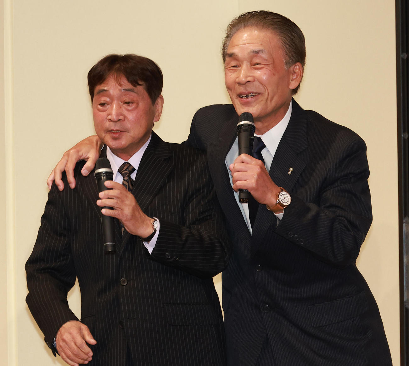 おぼん（右）・こぼん（2022年12月撮影）