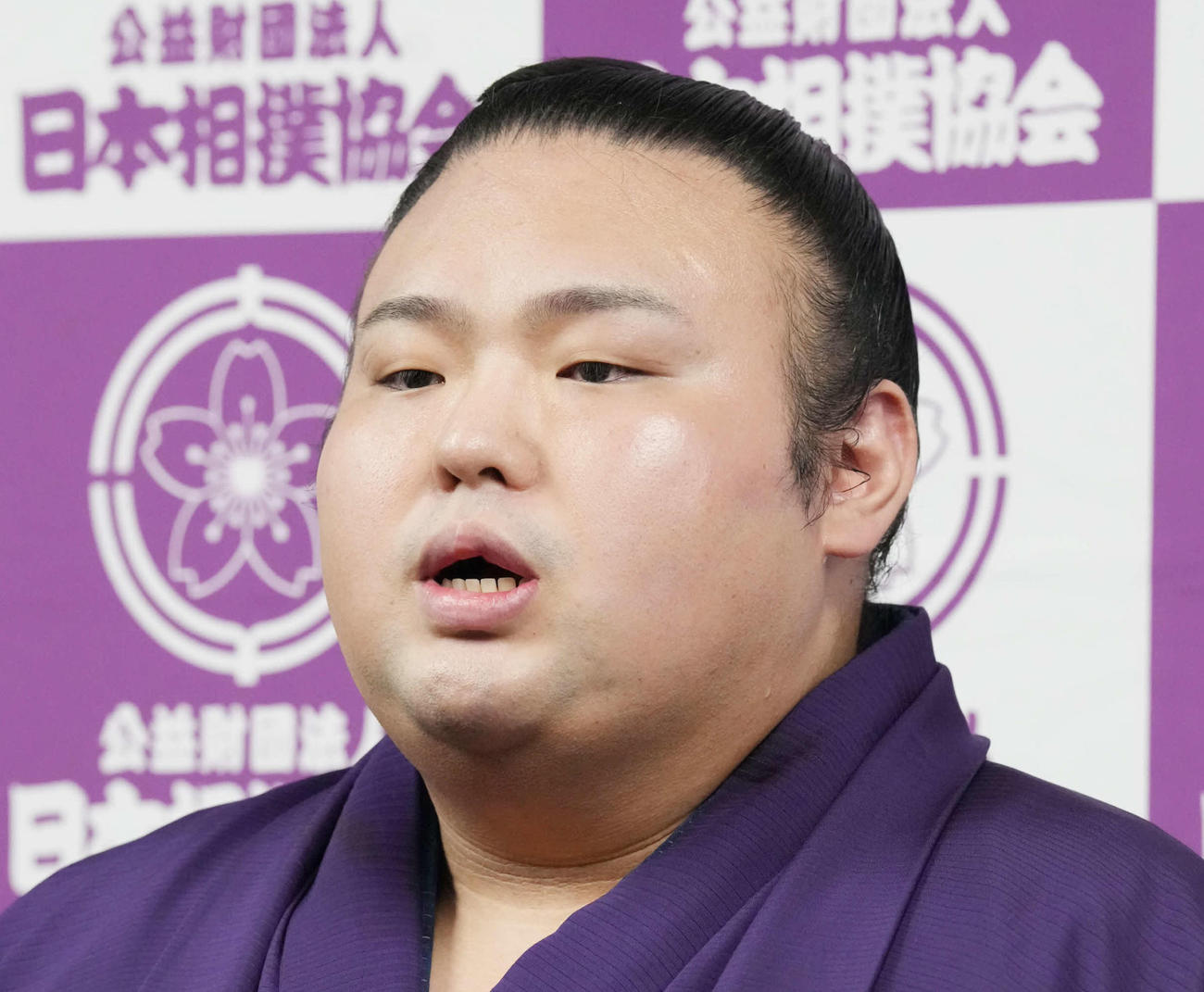 引退会見に臨む貴景勝（2024年9月撮影）