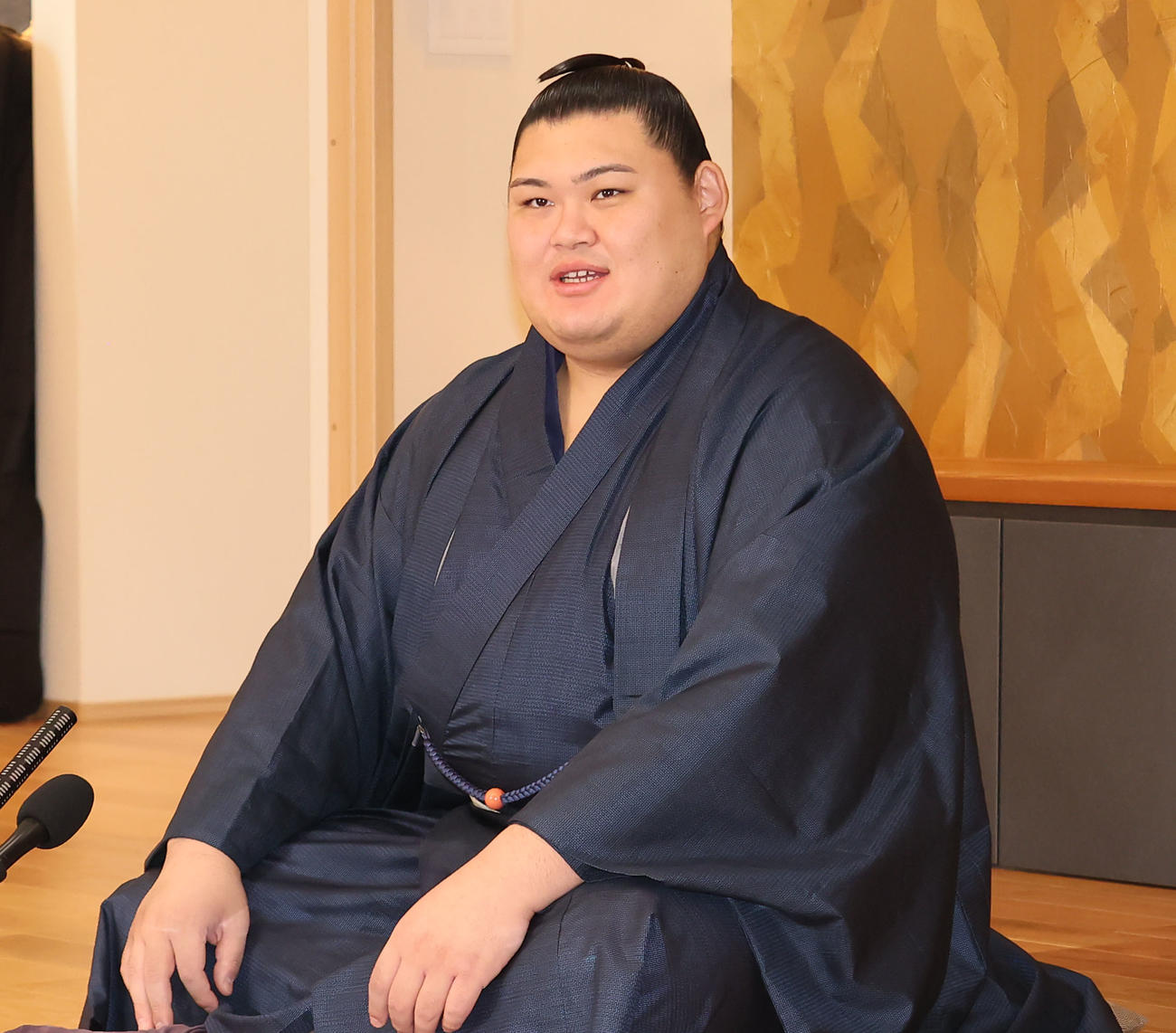 二所ノ関部屋宿舎で発表会見に応じる大の里（撮影・鬼束羽瑠菜）