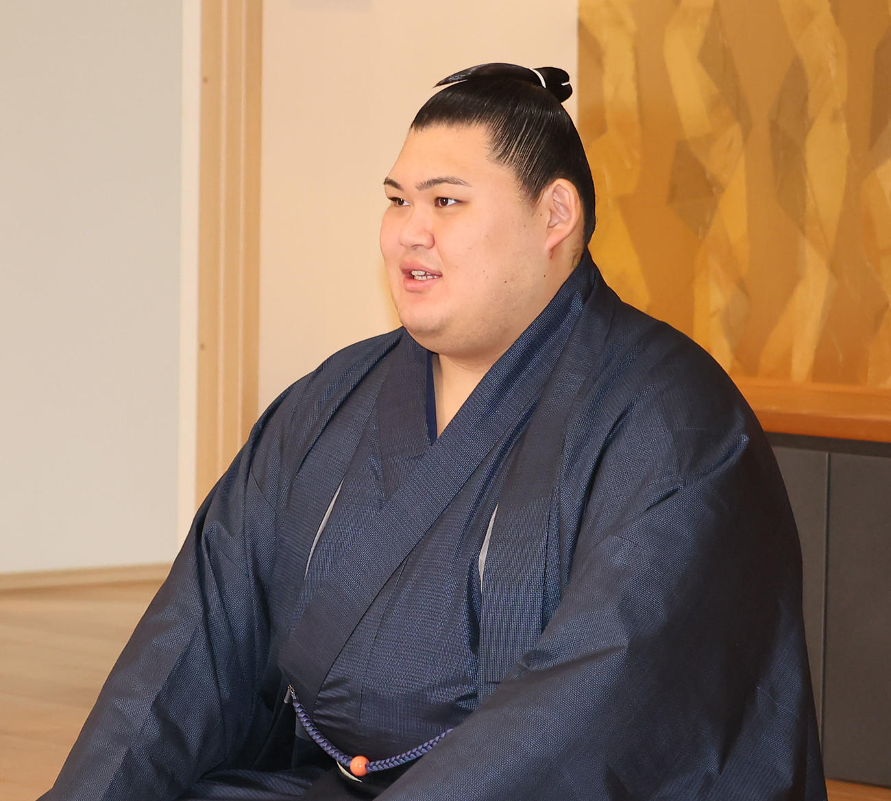二所ノ関部屋宿舎で発表会見に応じる大の里（撮影・鬼束羽瑠菜）