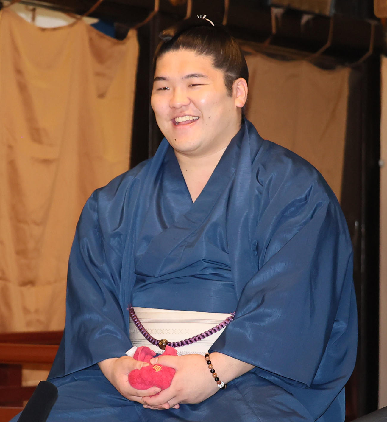 番付発表会見をおこなう朝紅龍（撮影・鬼束羽瑠菜）