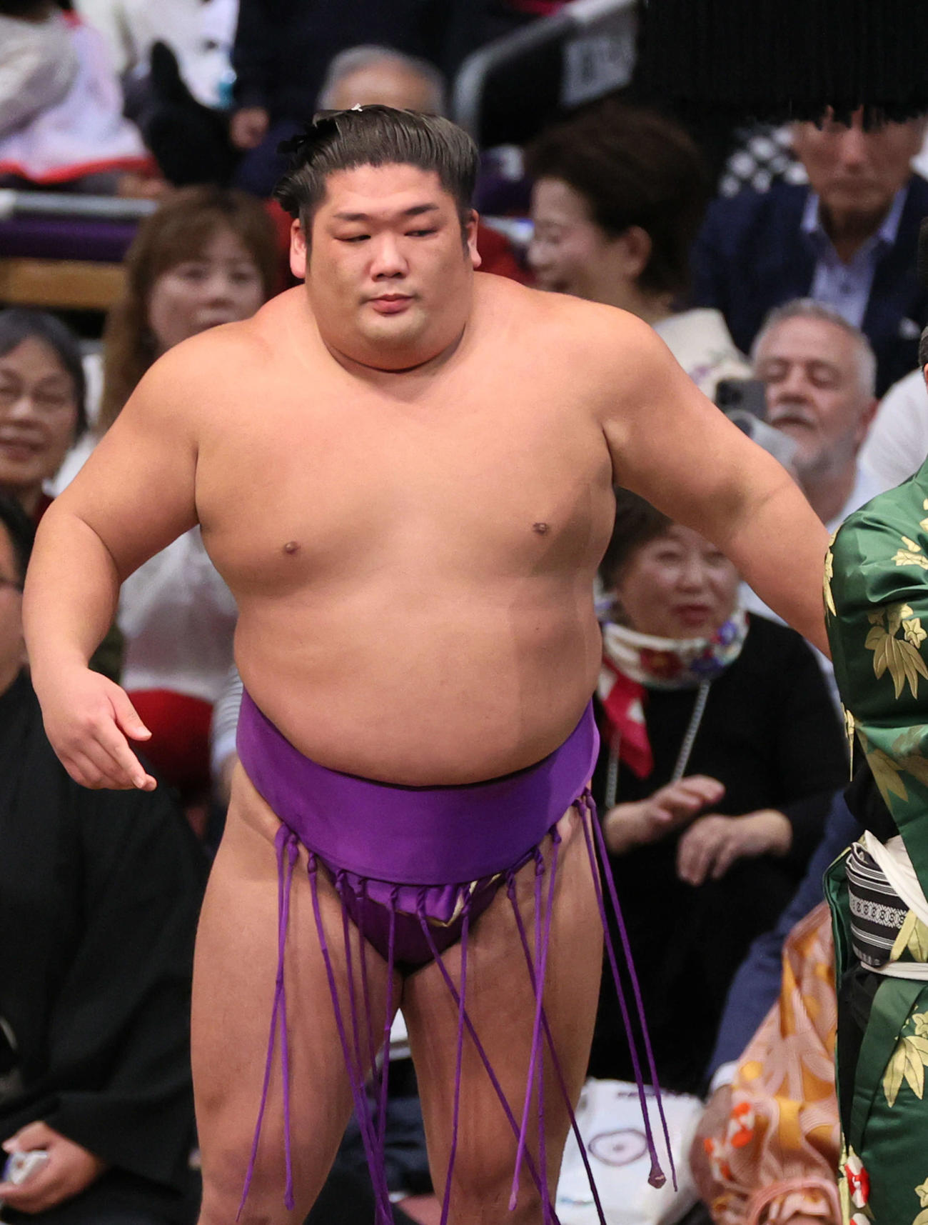大相撲九州場所　3日目　尊富士は寄り切りで輝を破る（撮影・加藤孝規）