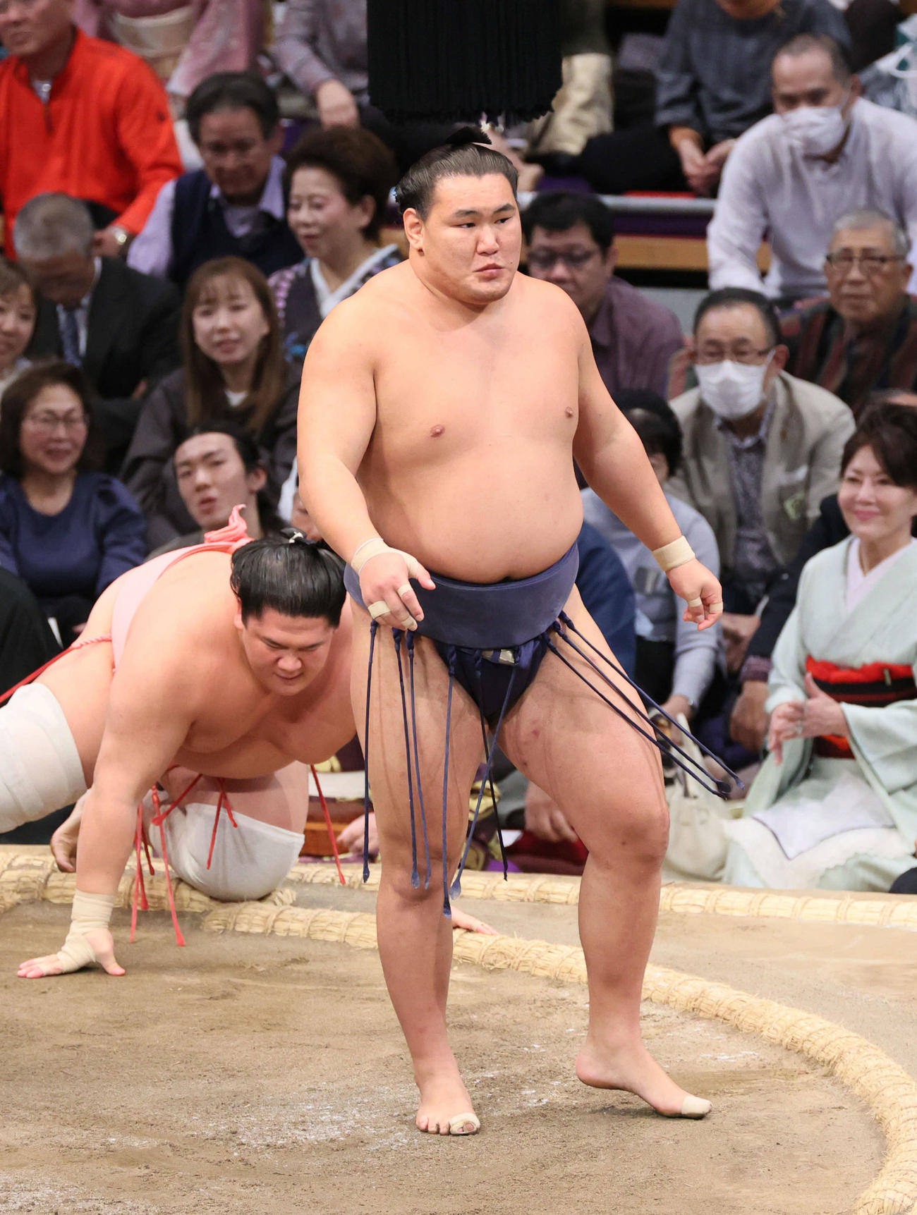 大相撲九州場所　4日目　豊昇龍は上手投げで宇良を破る（撮影・加藤孝規）