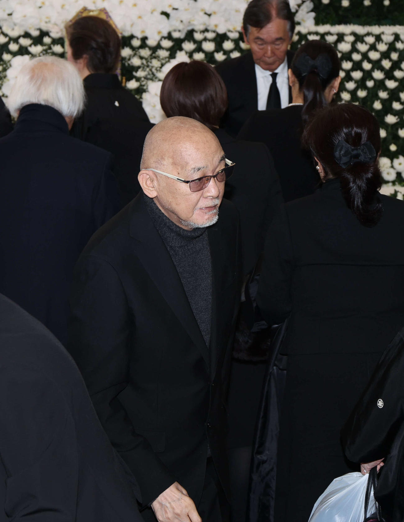 北の富士勝昭さんをしのぶ会に参列した歌手の松山千春（代表撮影）