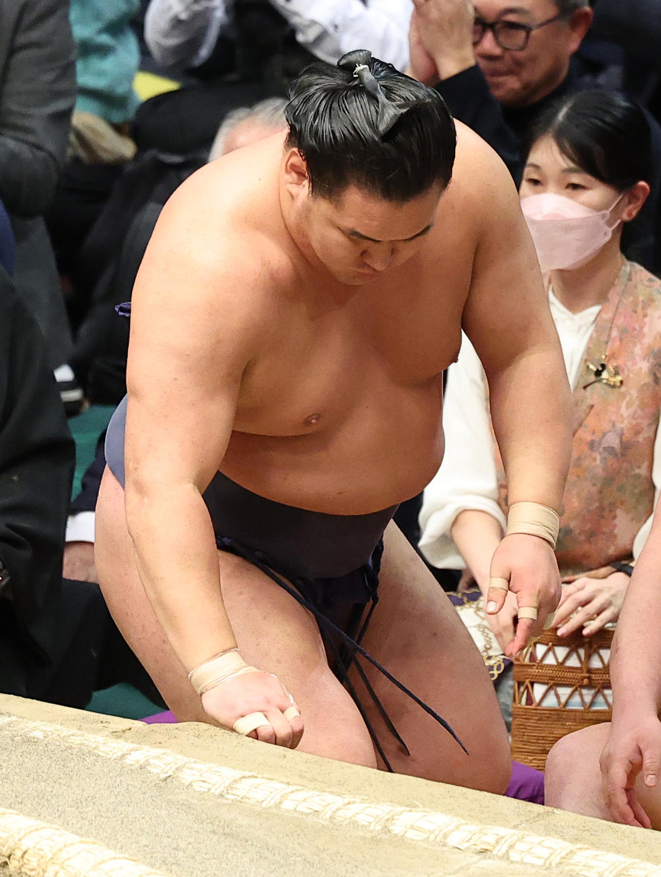 正代に敗れた豊昇龍（撮影・中島郁夫）