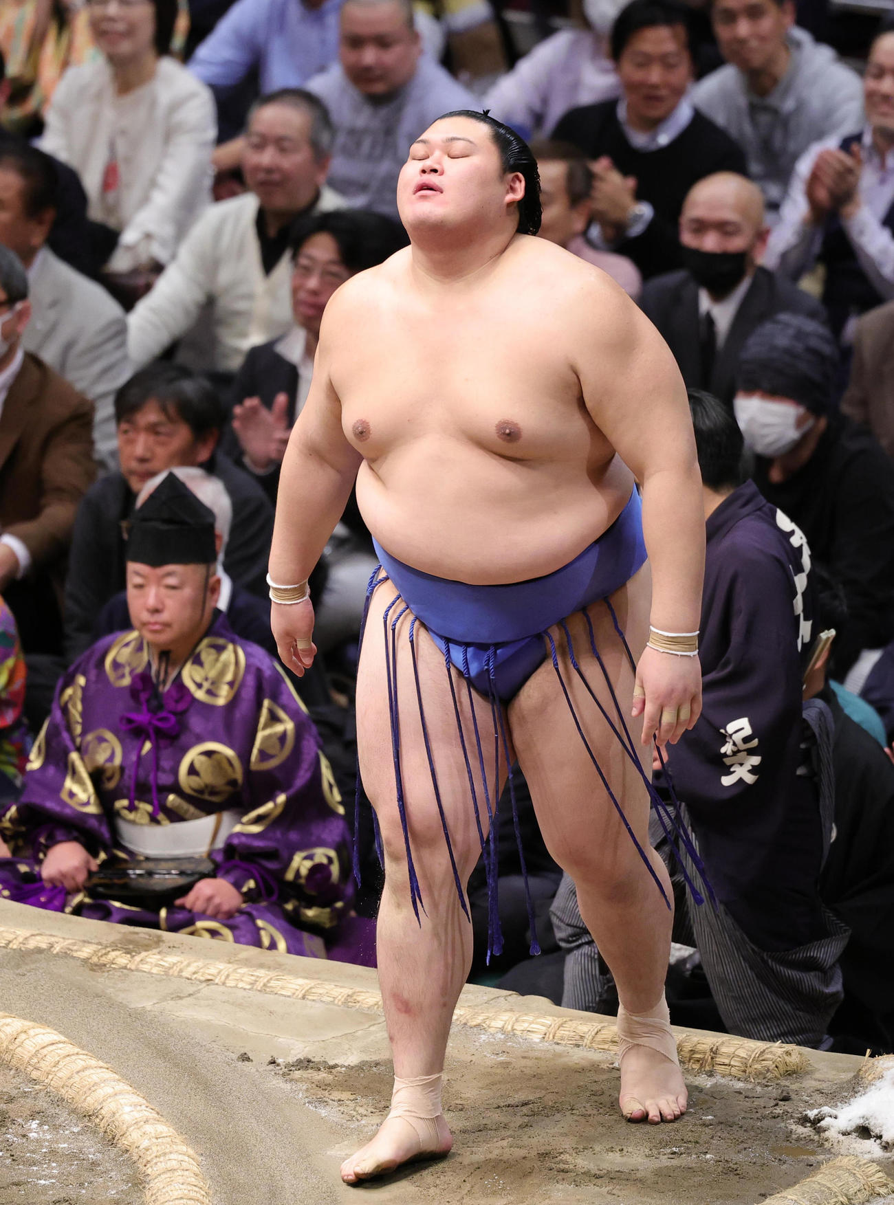 金峰山に敗れた大の里（撮影・野上伸悟）
