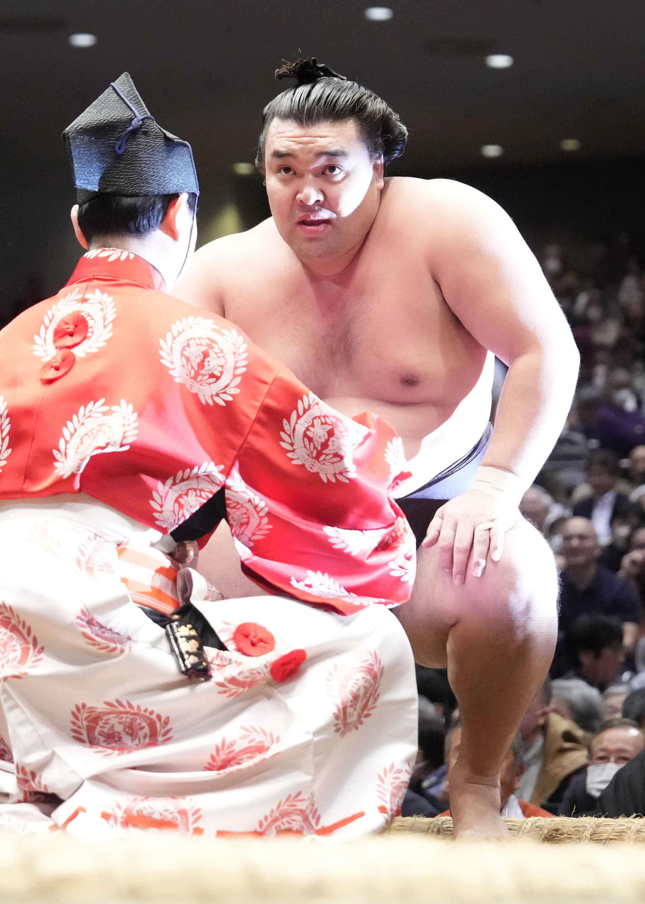 3敗を死守した霧島（撮影・小沢裕）