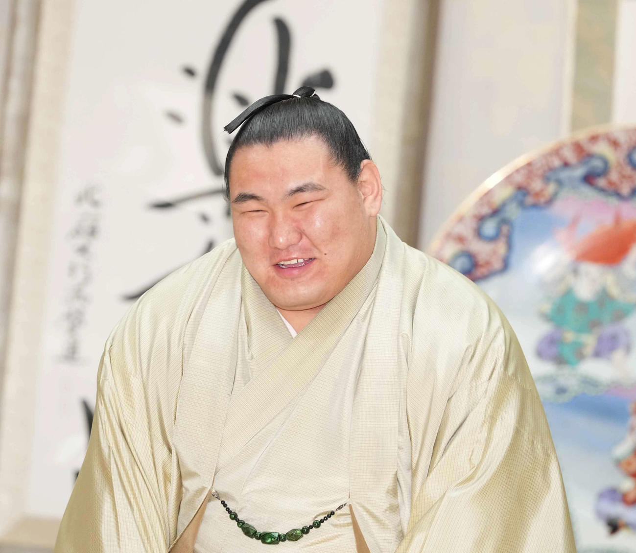 優勝一夜明け会見で笑顔を見せる豊昇龍（撮影・小沢裕）