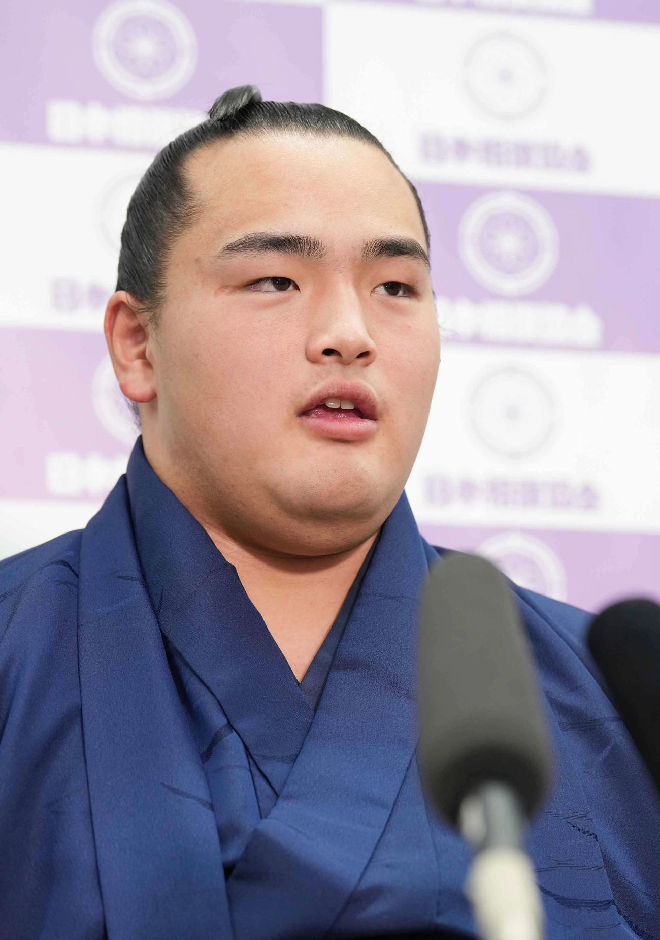 春場所での新十両昇進が決まり会見する大辻（撮影・小沢裕）