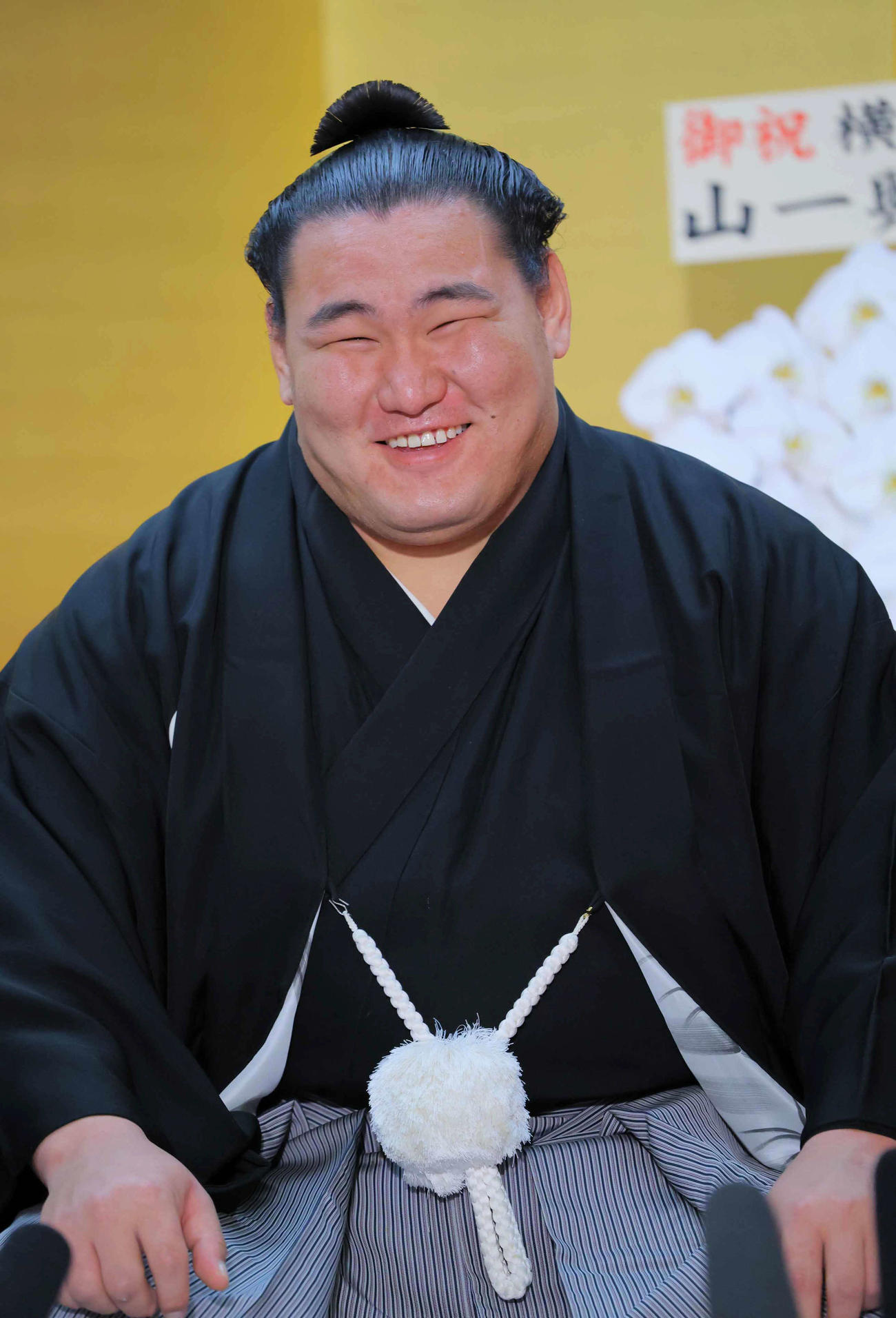 横綱昇進伝達式を終え記者会見する豊昇龍