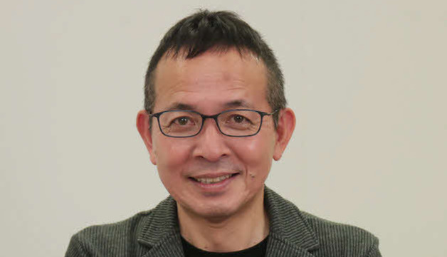 藤井康生氏