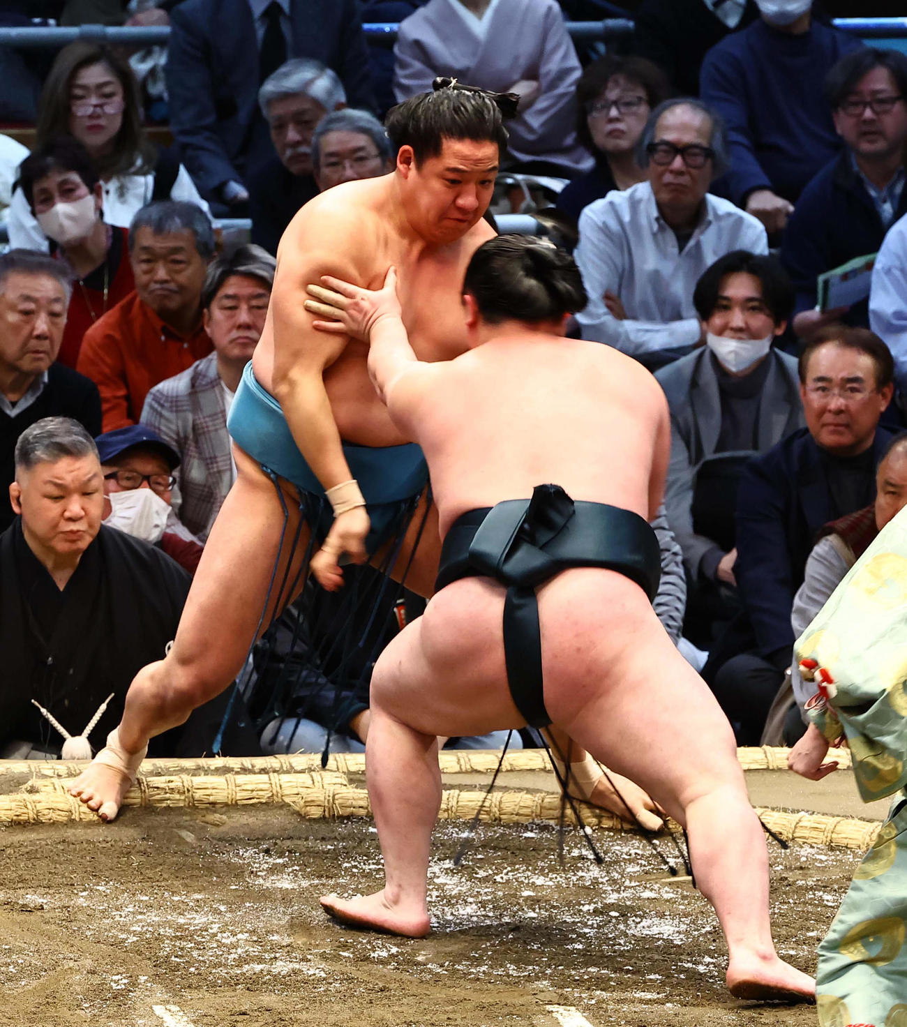 大相撲大阪場所3日目　時疾風に押し出しで敗れる玉正鳳（撮影・上田博志）