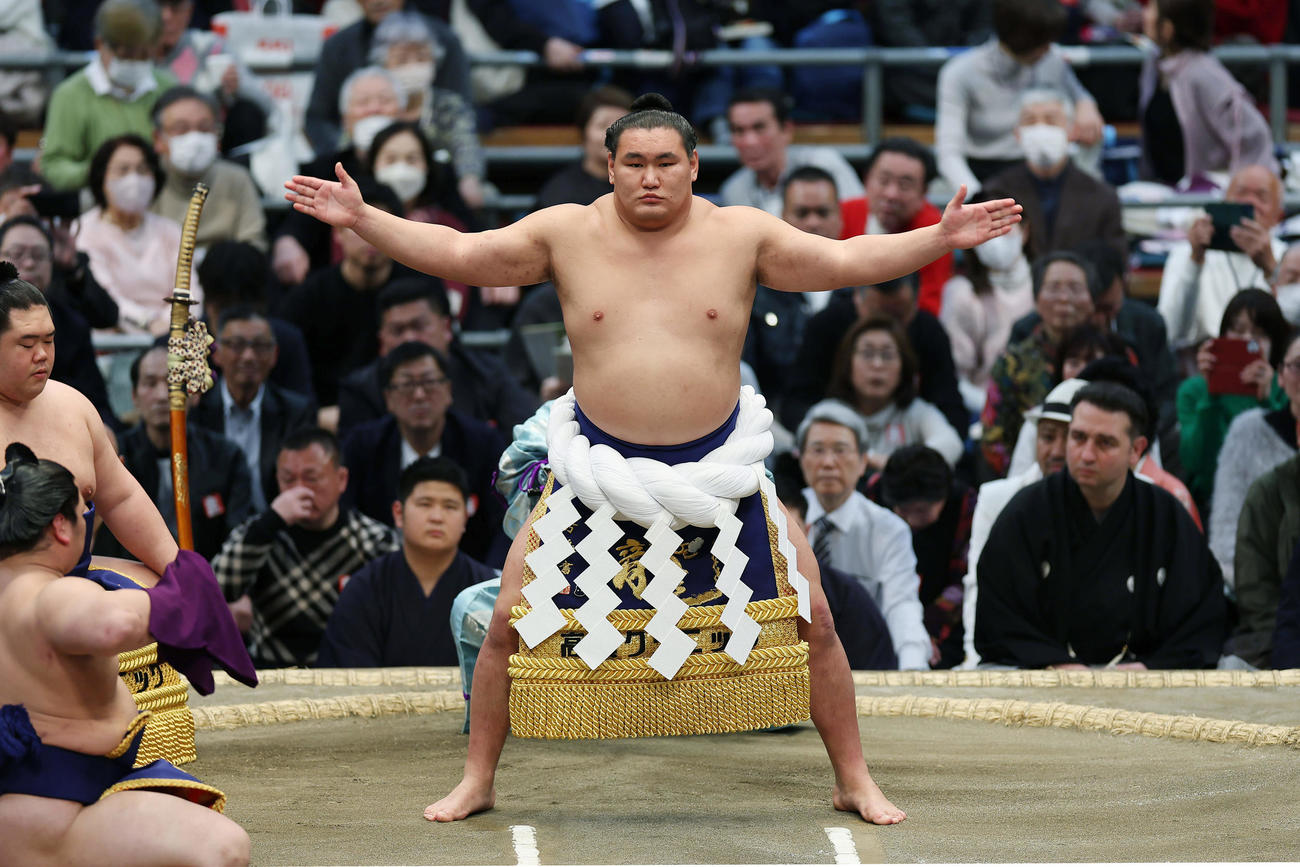 土俵入りする豊昇龍（撮影・前田充）