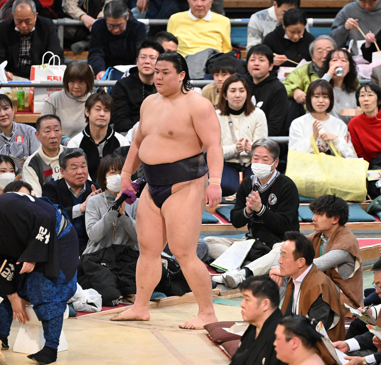 12日目で十両優勝を決めた草野（撮影・和賀正仁）