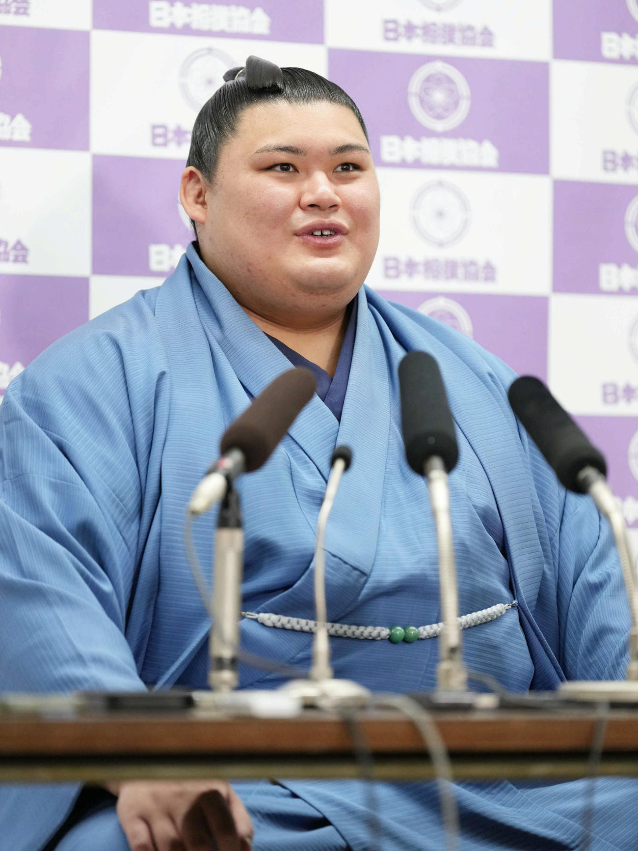 綱とりがかかった大相撲夏場所への意気込みを語る大関大の里（撮影・小沢裕）