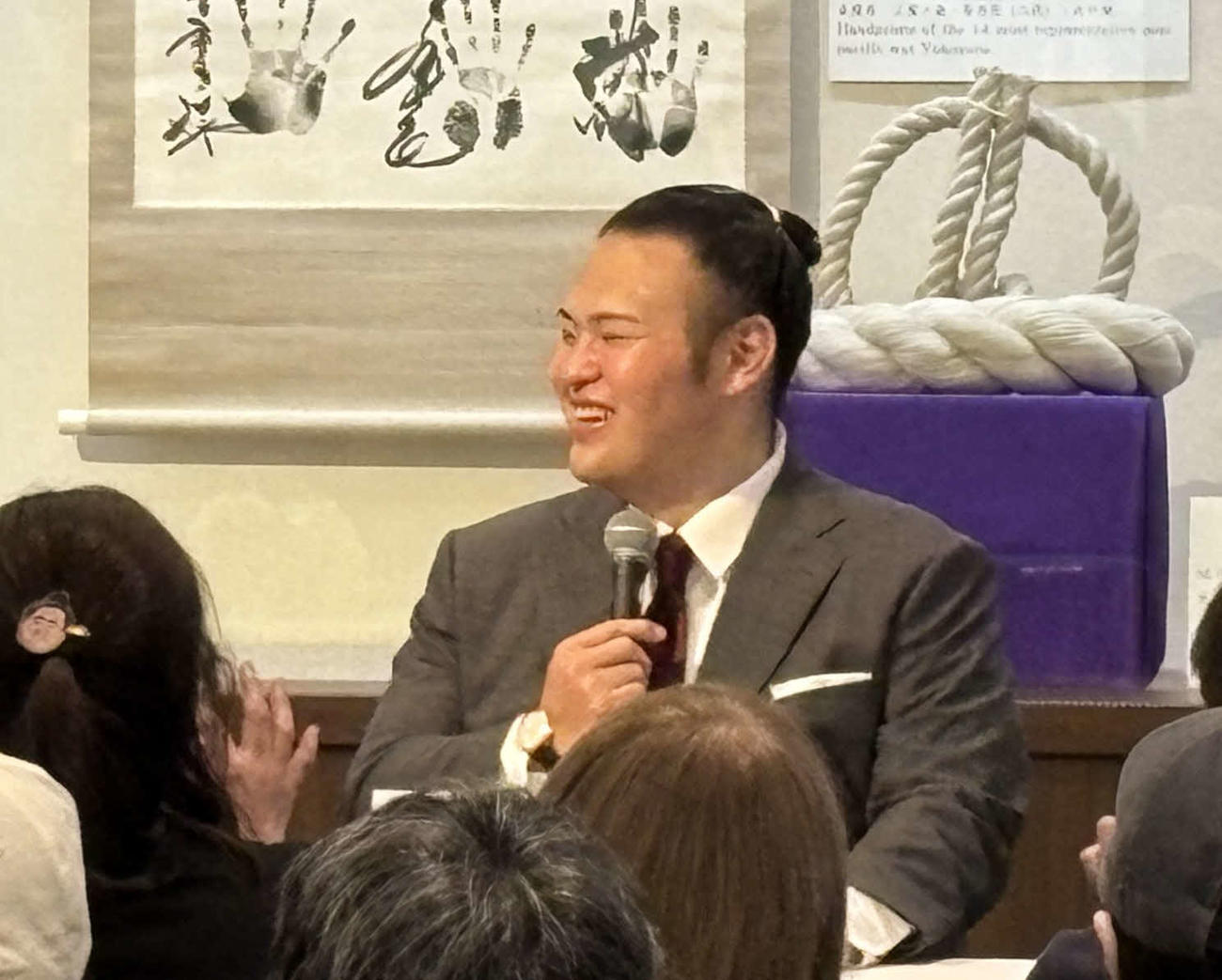 意外…苦手な食べ物と苦手な虫を明かした湊川親方