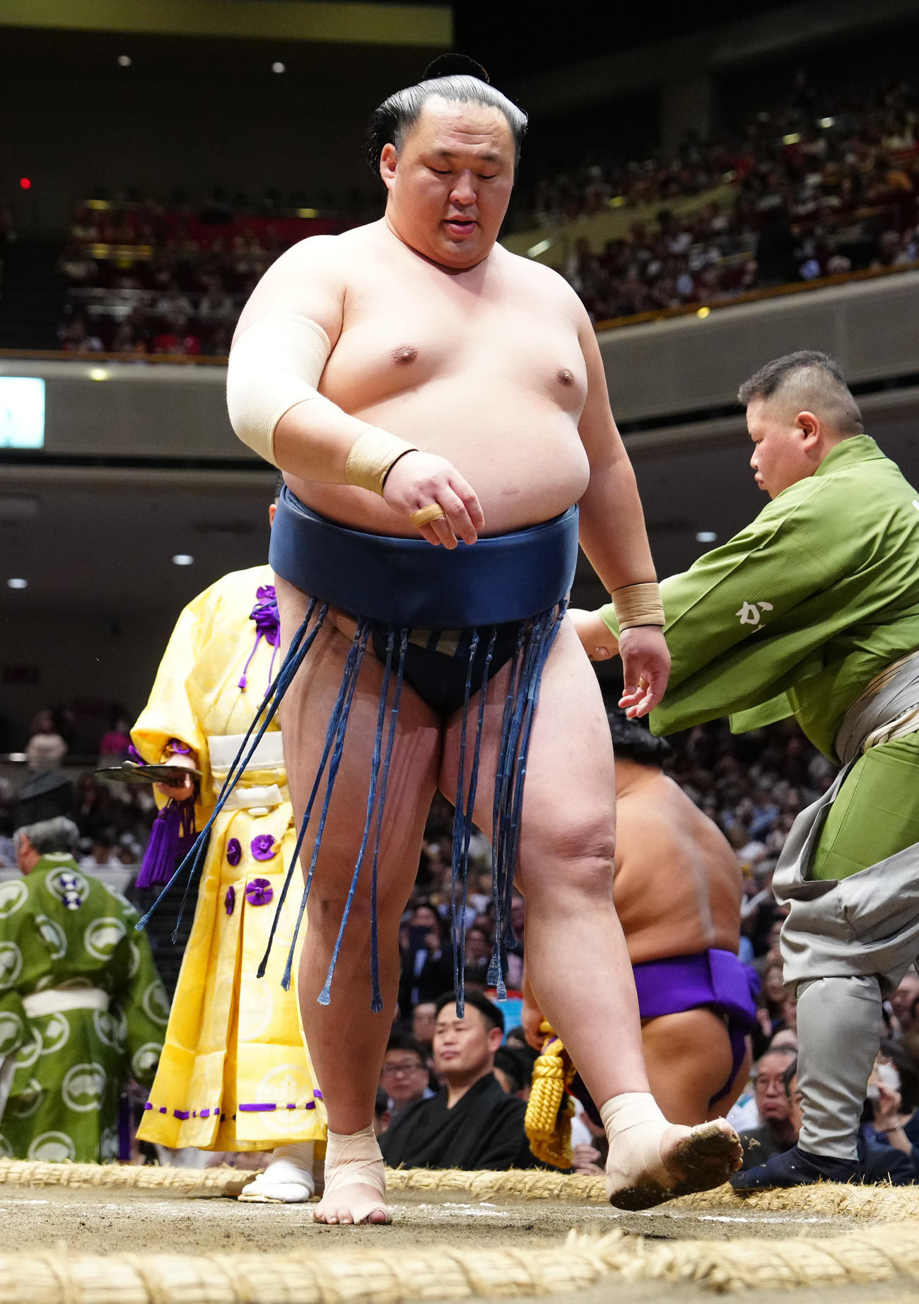 豊昇龍に押し出しで敗れた玉鷲（撮影・江口和貴）
