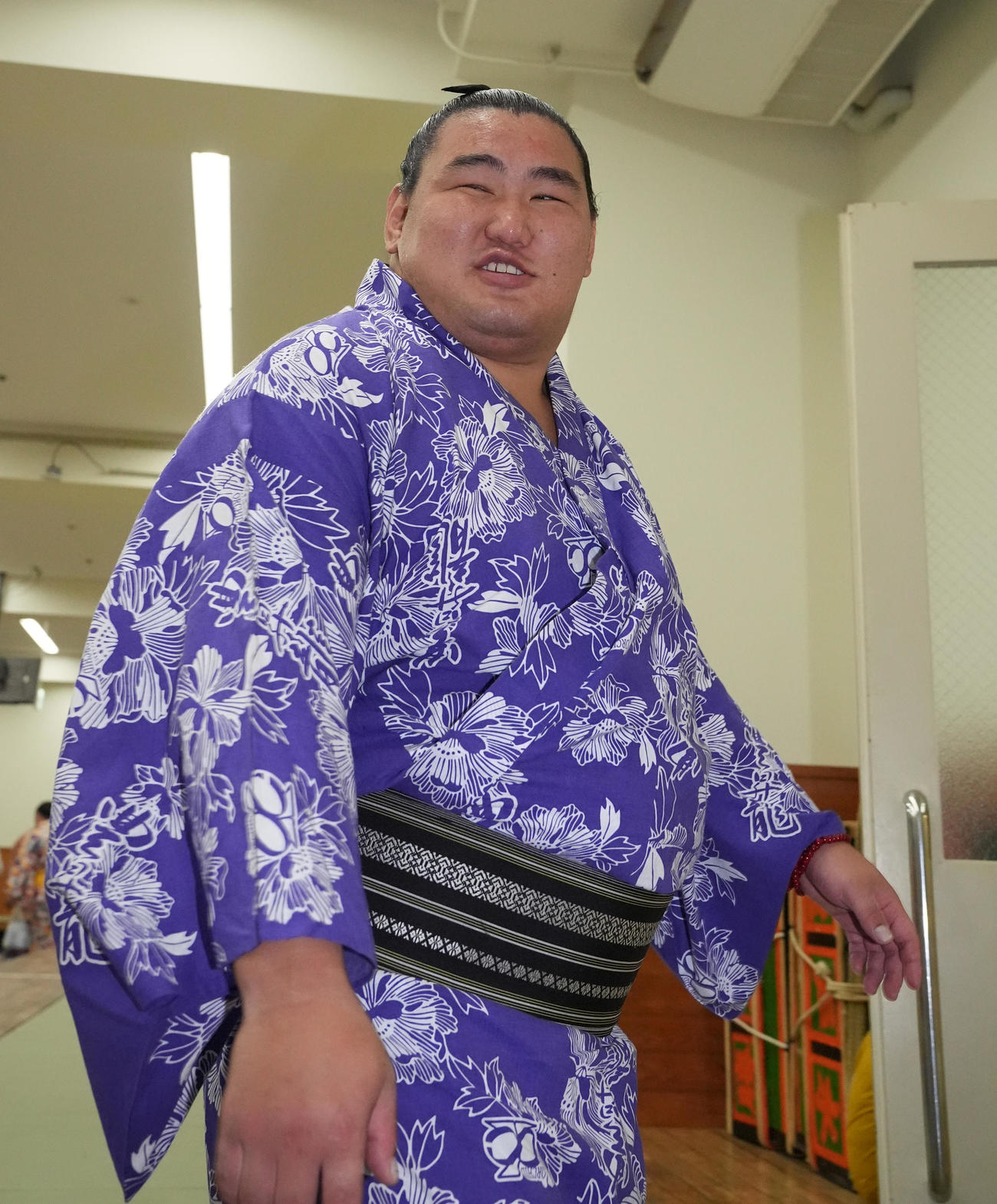笑顔で帰路に着く豊昇龍