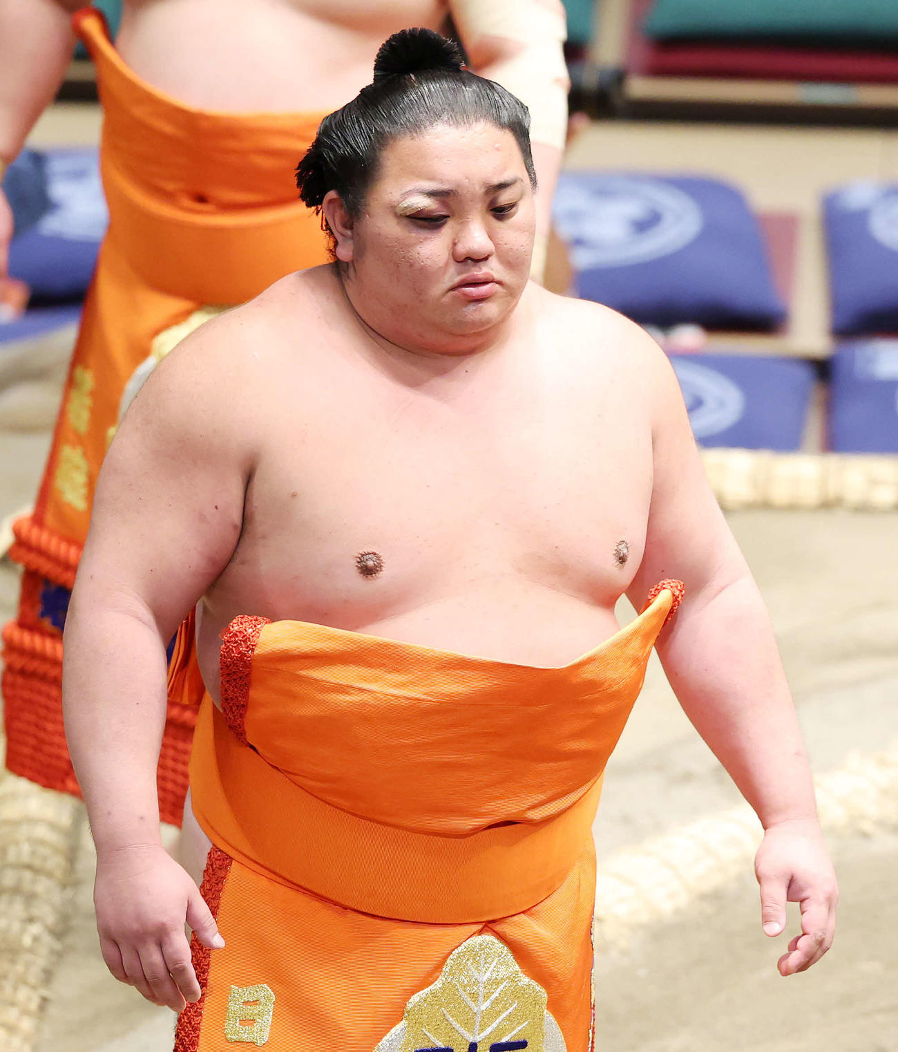 土俵入りする日翔志（撮影・鈴木正人）