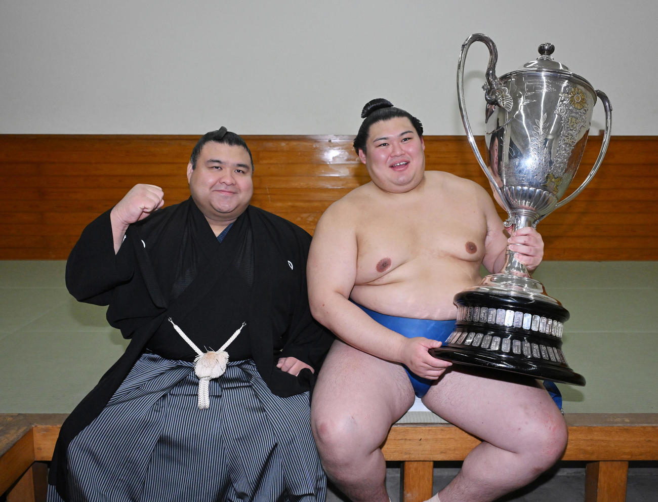 （代表撮影）