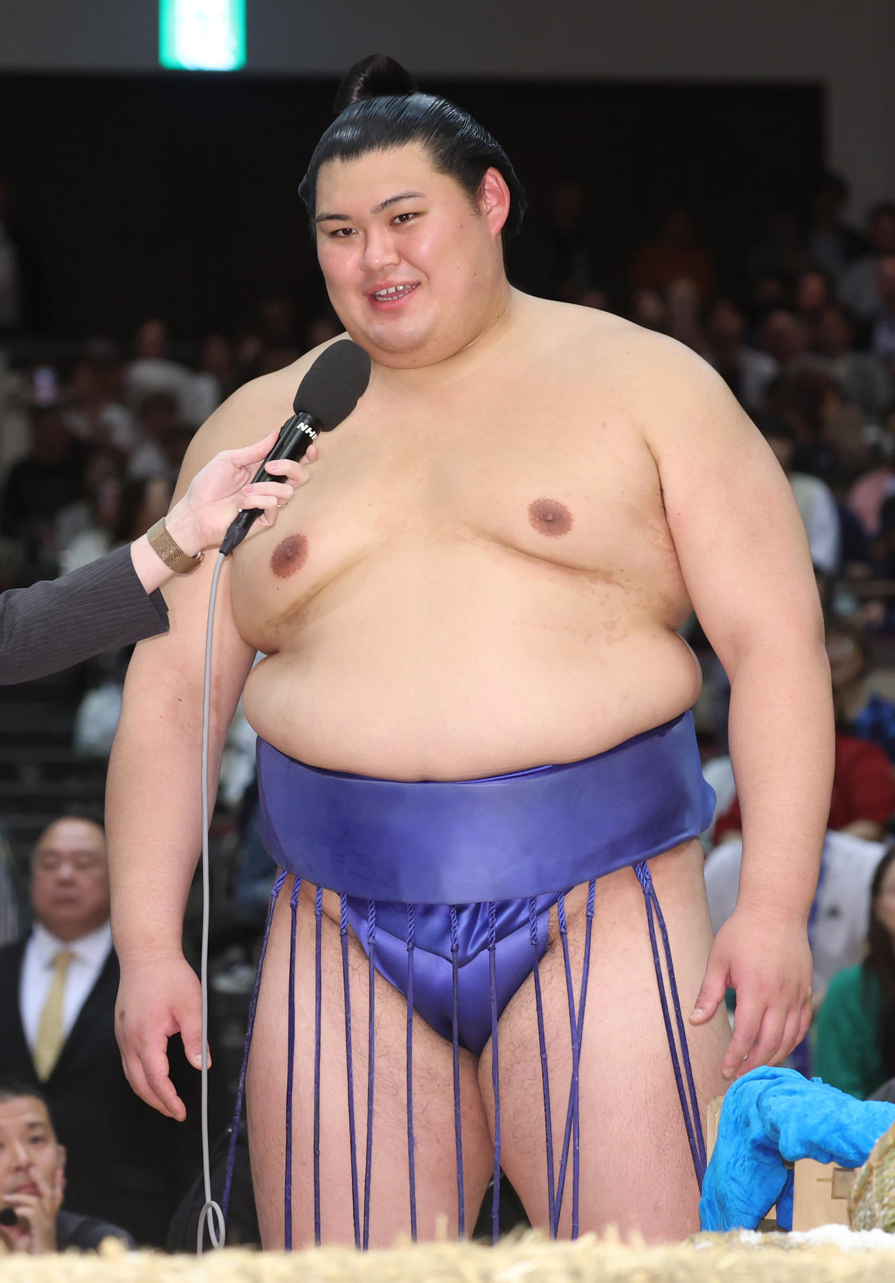 優勝しインタビューに答える大の里（代表撮影）