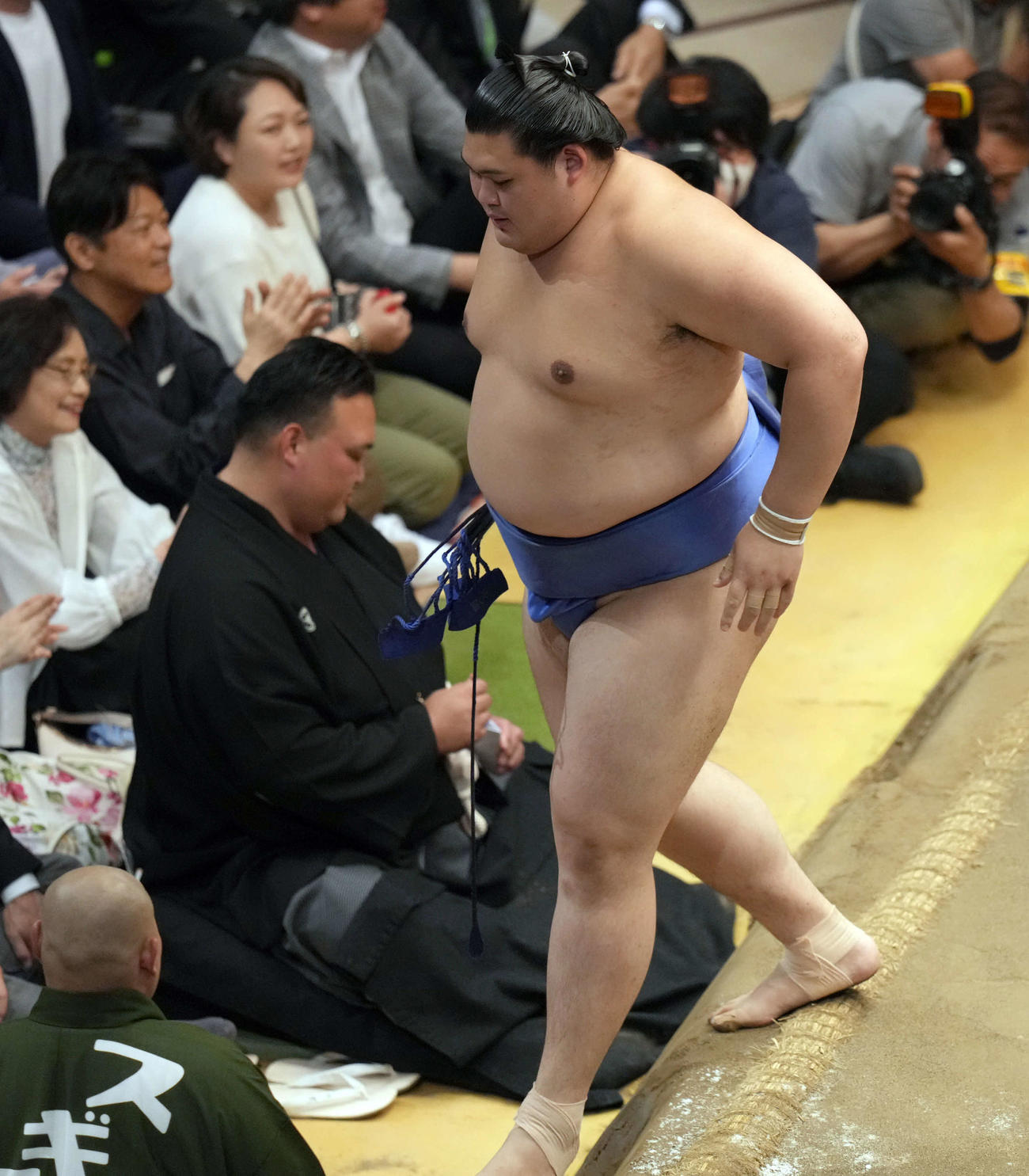 豊昇龍に敗れた大の里（撮影・たえ見朱実）